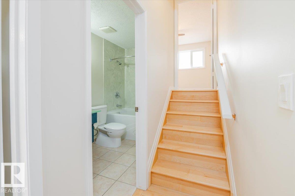 Photo 20 at 4107 147 Street NW, Ramsay Heights, Edmonton