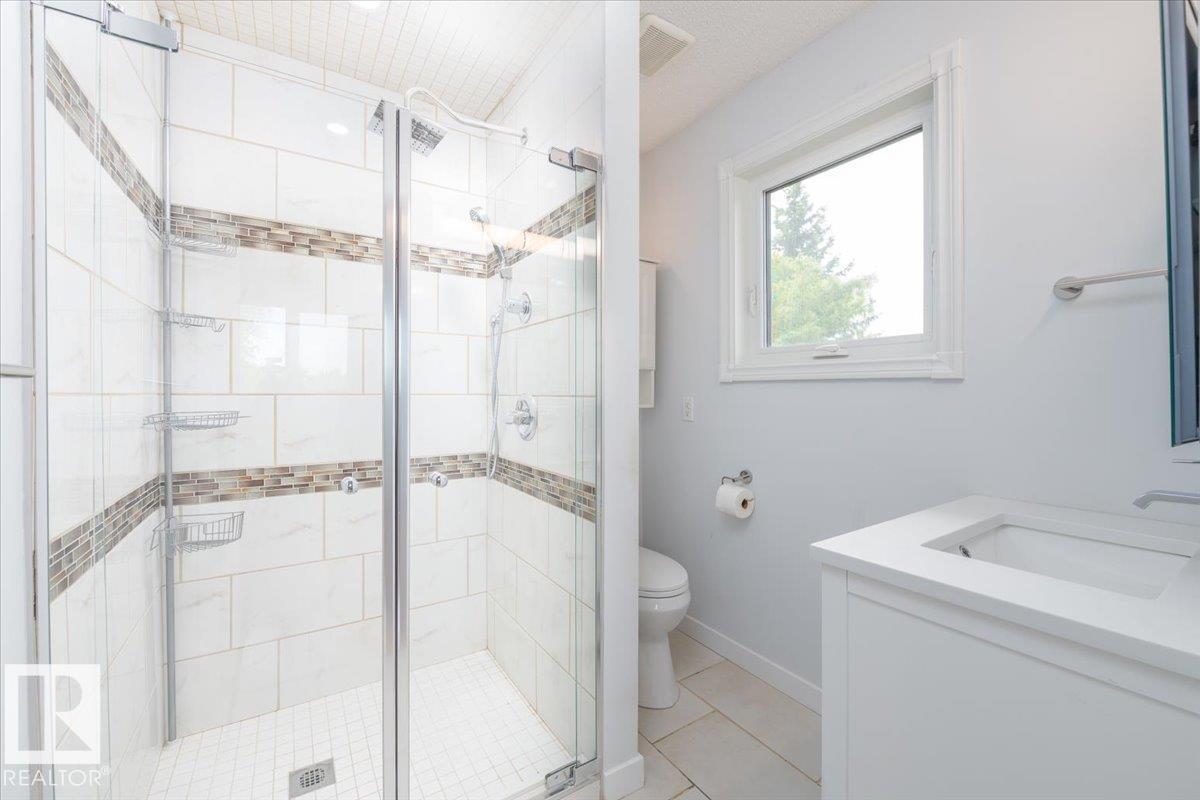 Photo 30 at 4107 147 Street NW, Ramsay Heights, Edmonton