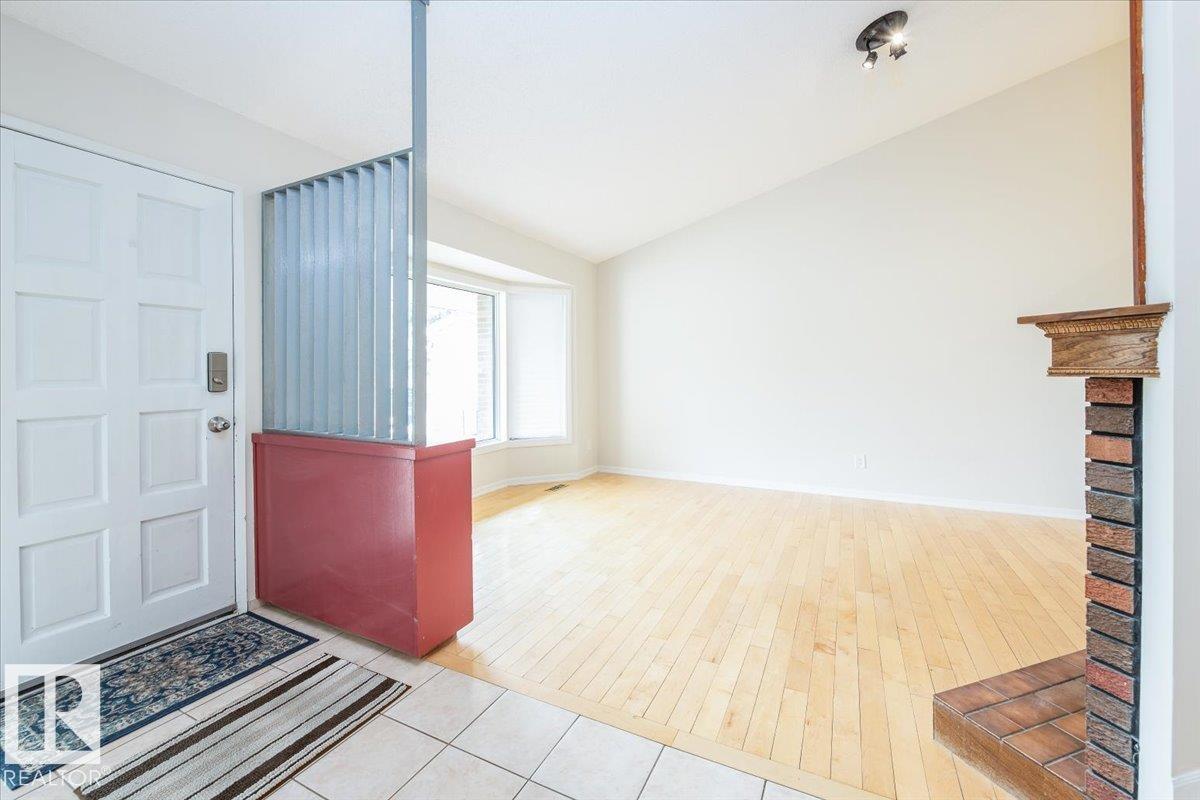 Photo 4 at 4107 147 Street NW, Ramsay Heights, Edmonton