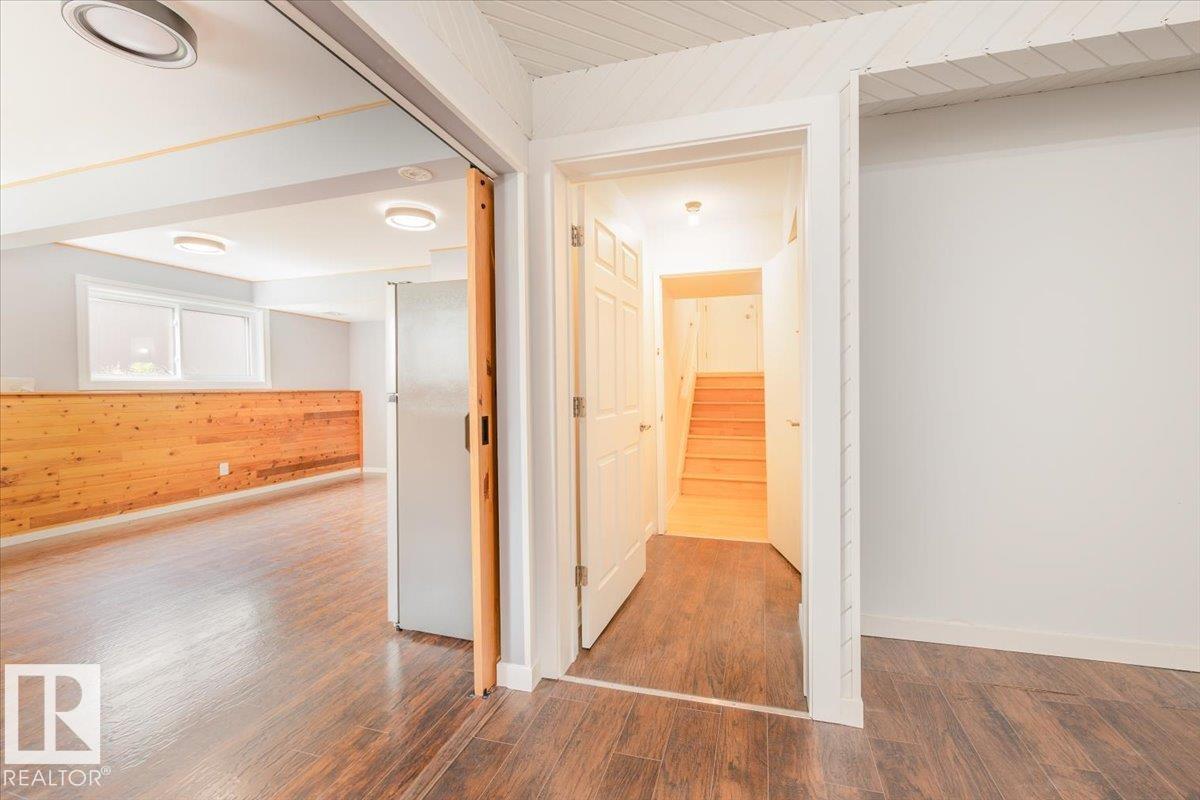 Photo 37 at 4107 147 Street NW, Ramsay Heights, Edmonton