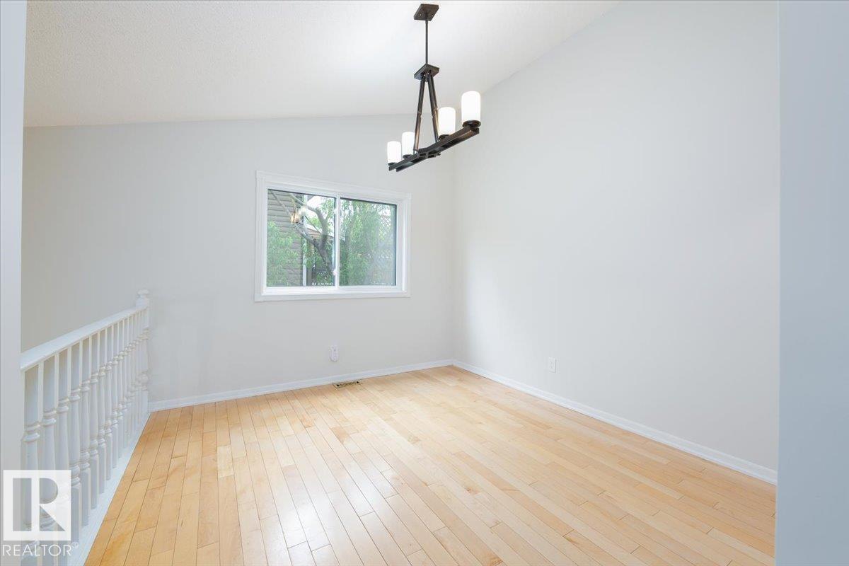 Photo 9 at 4107 147 Street NW, Ramsay Heights, Edmonton