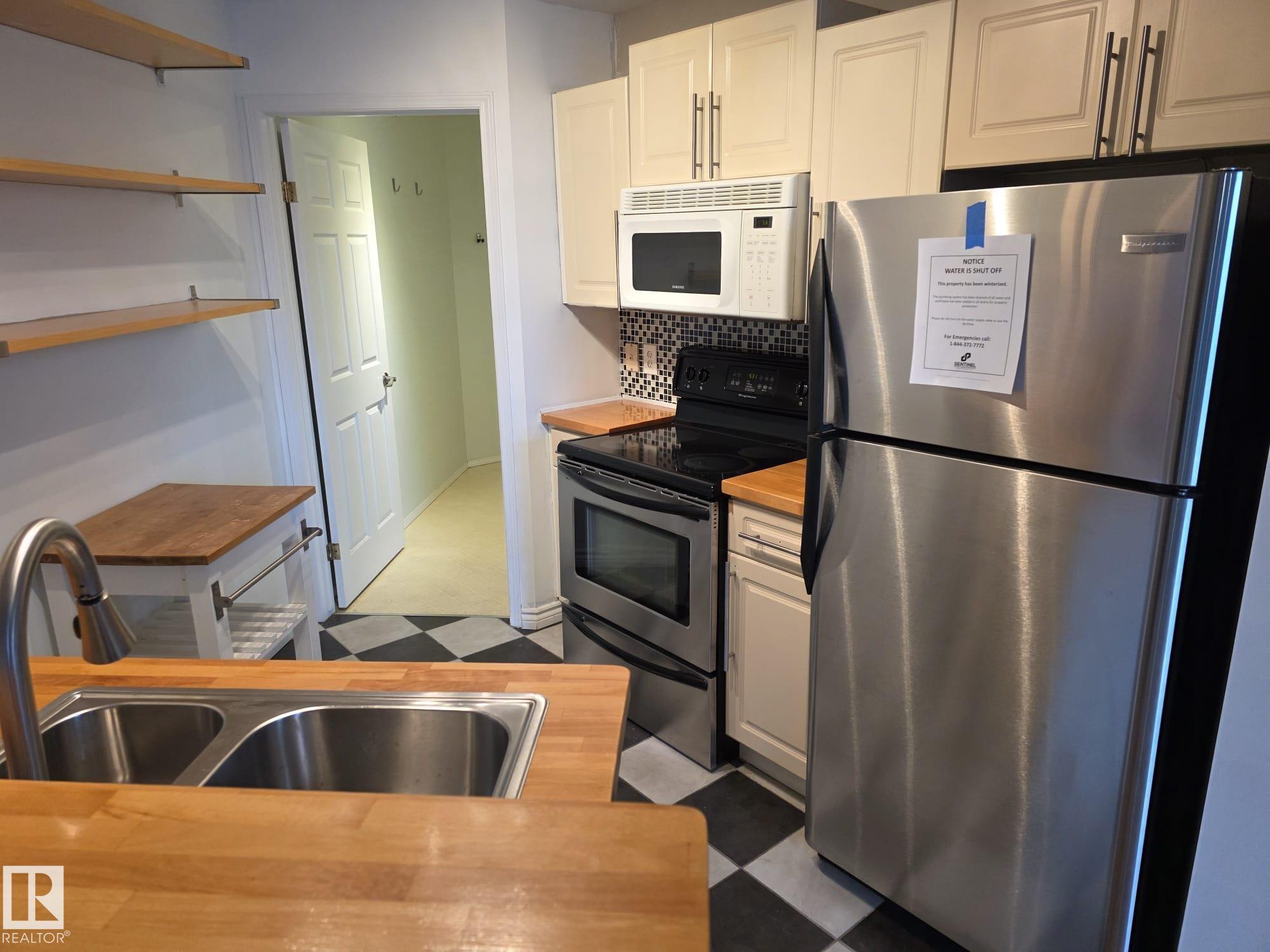 Photo 11 at 35 - 10331 106 Street NW, Downtown, Edmonton