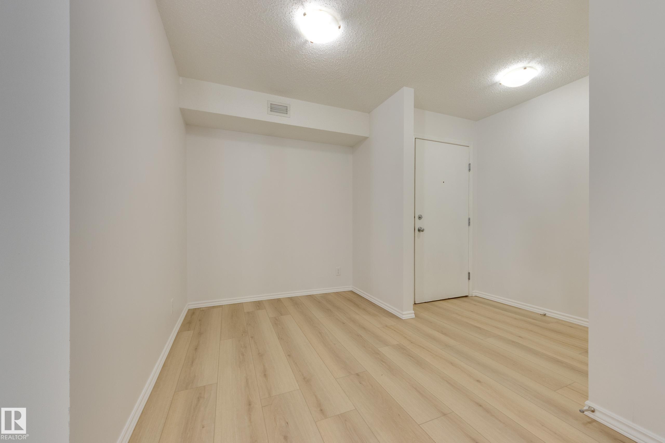 Photo 5 at 101 - 11804 22 Avenue SW, Rutherford, Edmonton