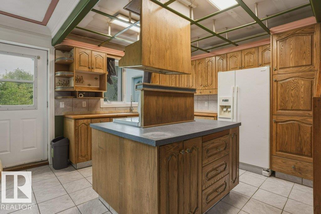 Photo 21 at 54056 Rge Road 211, None, Rural Strathcona County