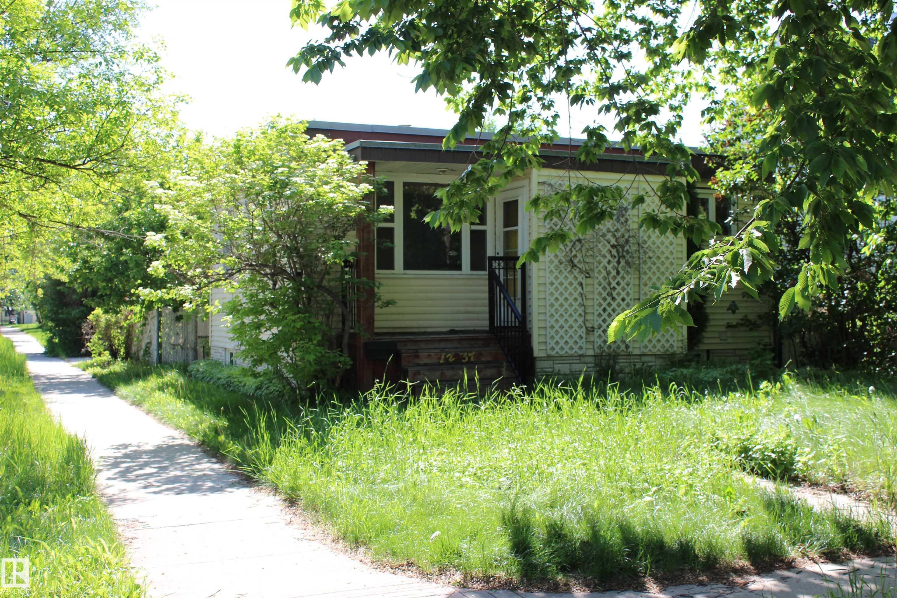 12037 62 Street NW, Montrose, Edmonton 2