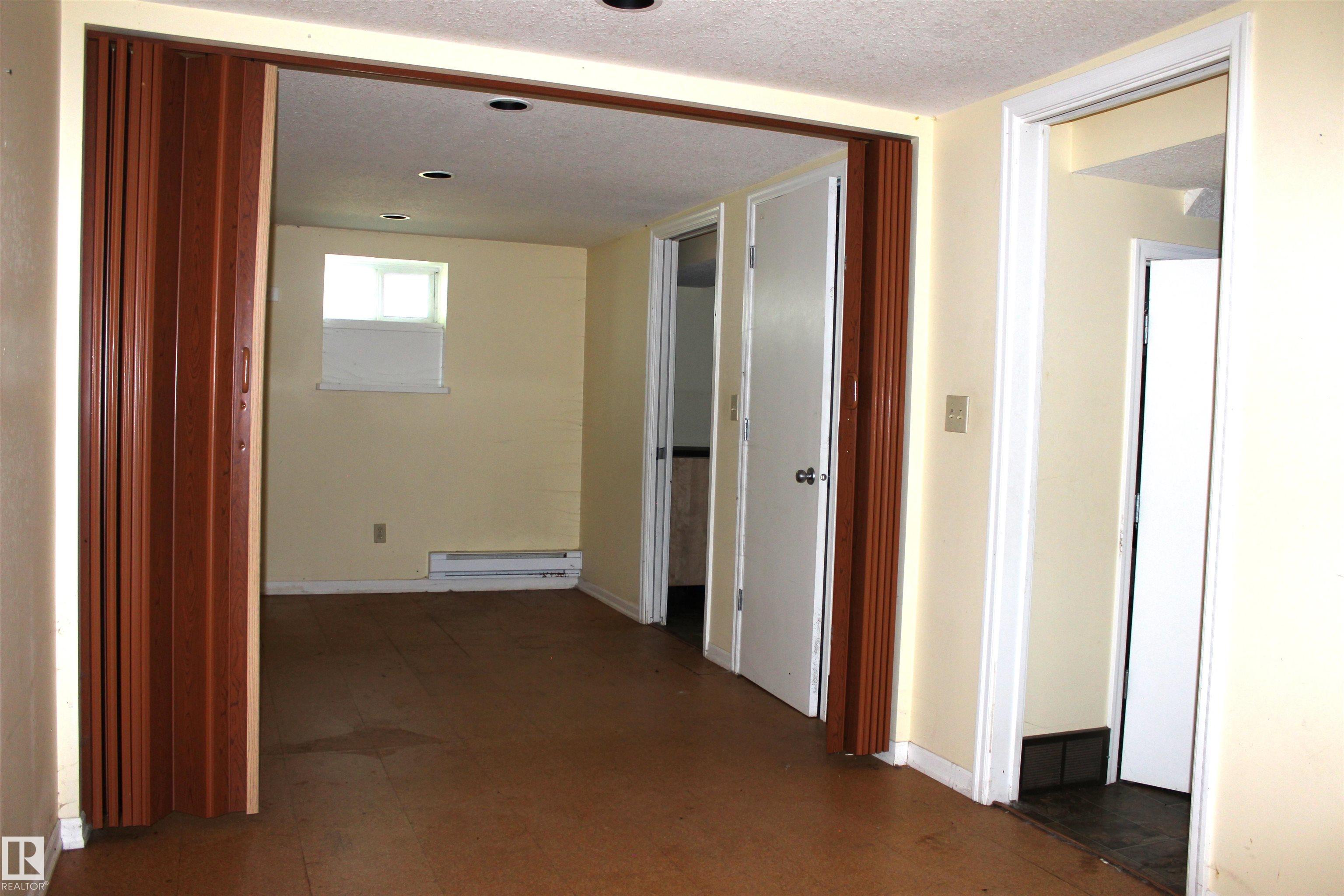 Photo 21 at 12037 62 Street NW, Montrose, Edmonton