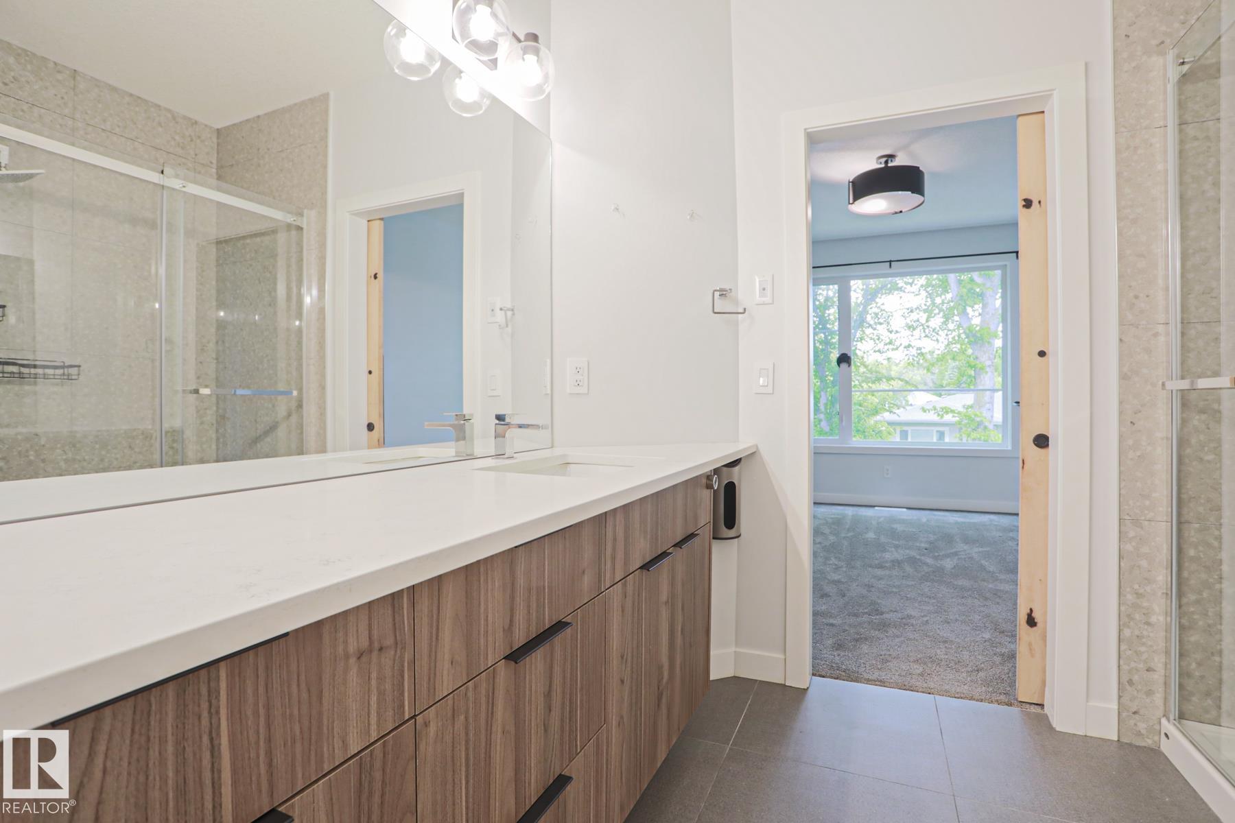 Photo 30 at 10628 81 Street NW, Forest Heights, Edmonton