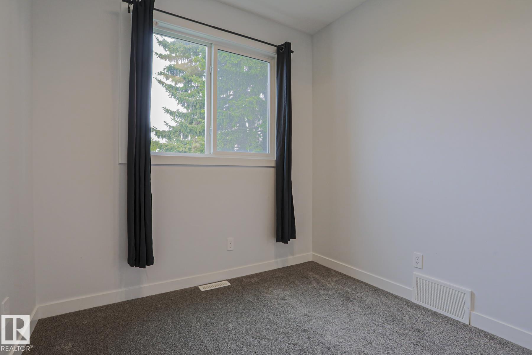 Photo 38 at 10628 81 Street NW, Forest Heights, Edmonton