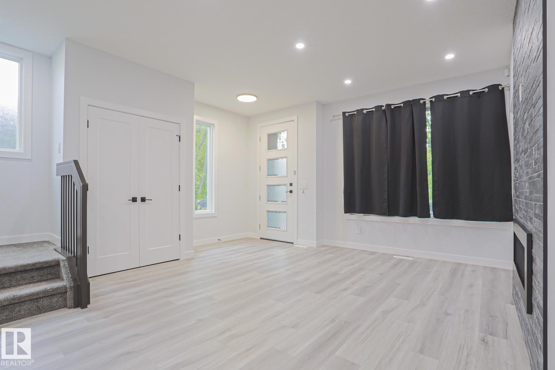 Photo 9 at 10628 81 Street NW, Forest Heights, Edmonton