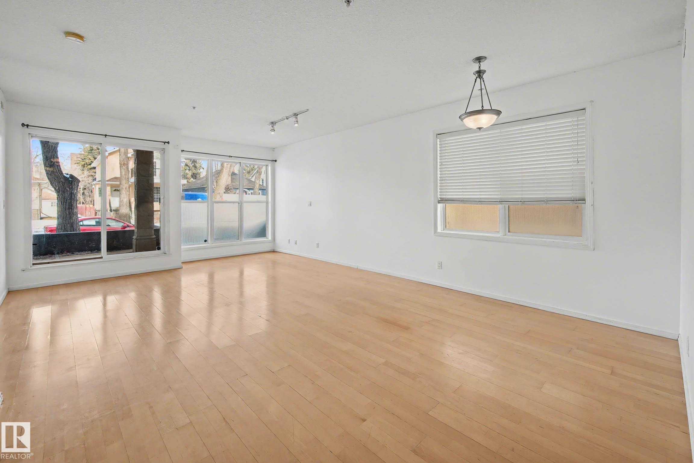 Photo 11 at 111 - 11039 83 Avenue NW, Garneau, Edmonton