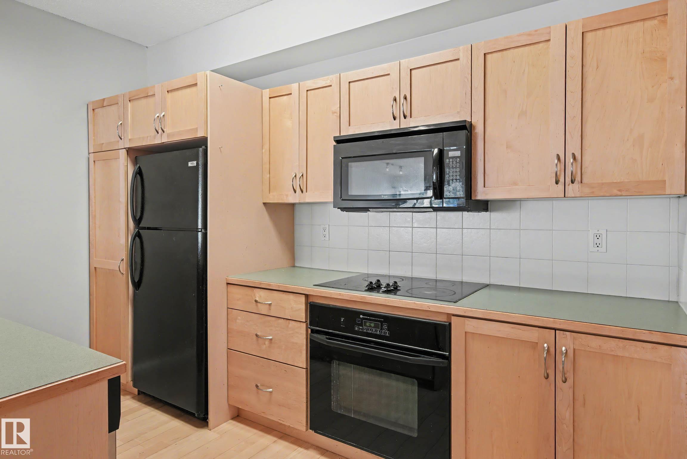 Photo 31 at 111 - 11039 83 Avenue NW, Garneau, Edmonton