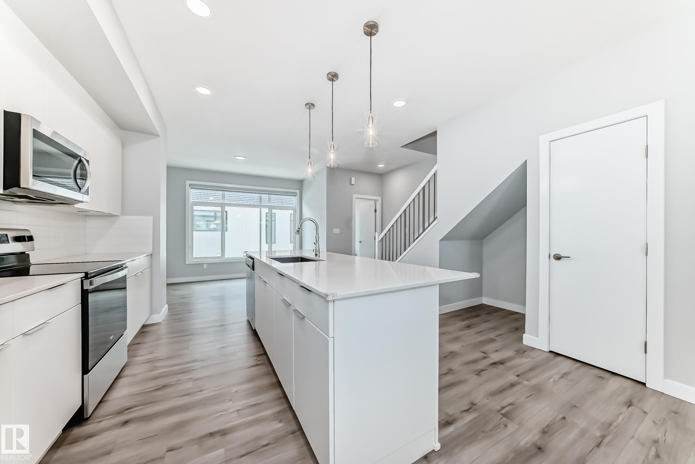 Photo 8 at 26 - 1729 Keene Crescent SW, Keswick, Edmonton