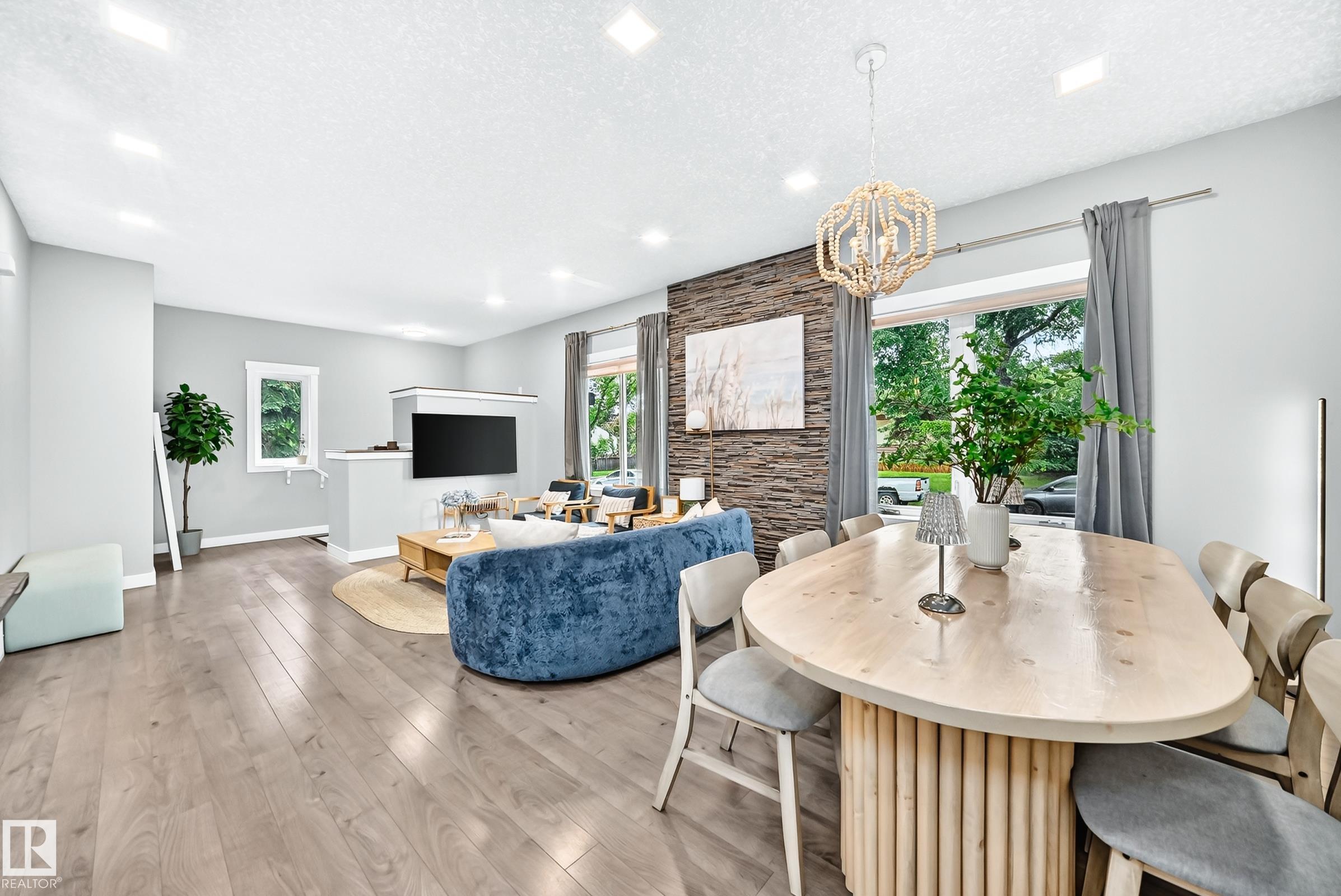 Photo 11 at 11463 64 Street NW, Highlands, Edmonton
