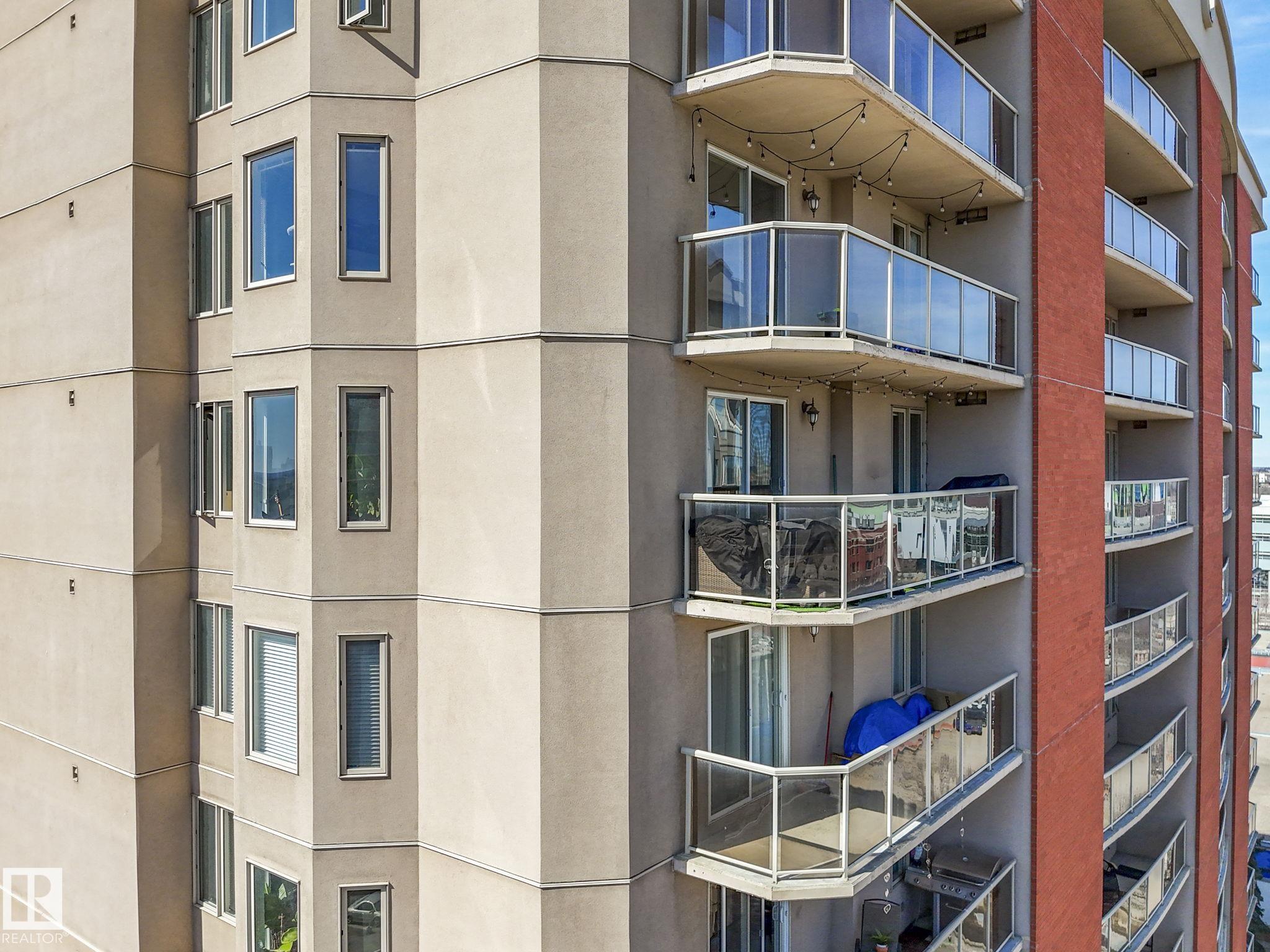 Photo 2 at 1404 - 10909 103 Avenue NW, Downtown, Edmonton
