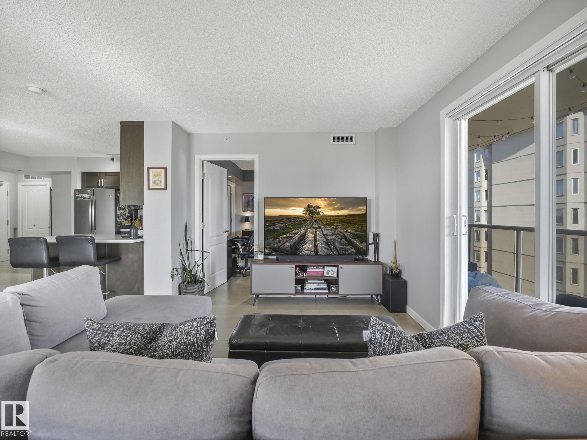 Photo 18 at 1404 - 10909 103 Avenue NW, Downtown, Edmonton
