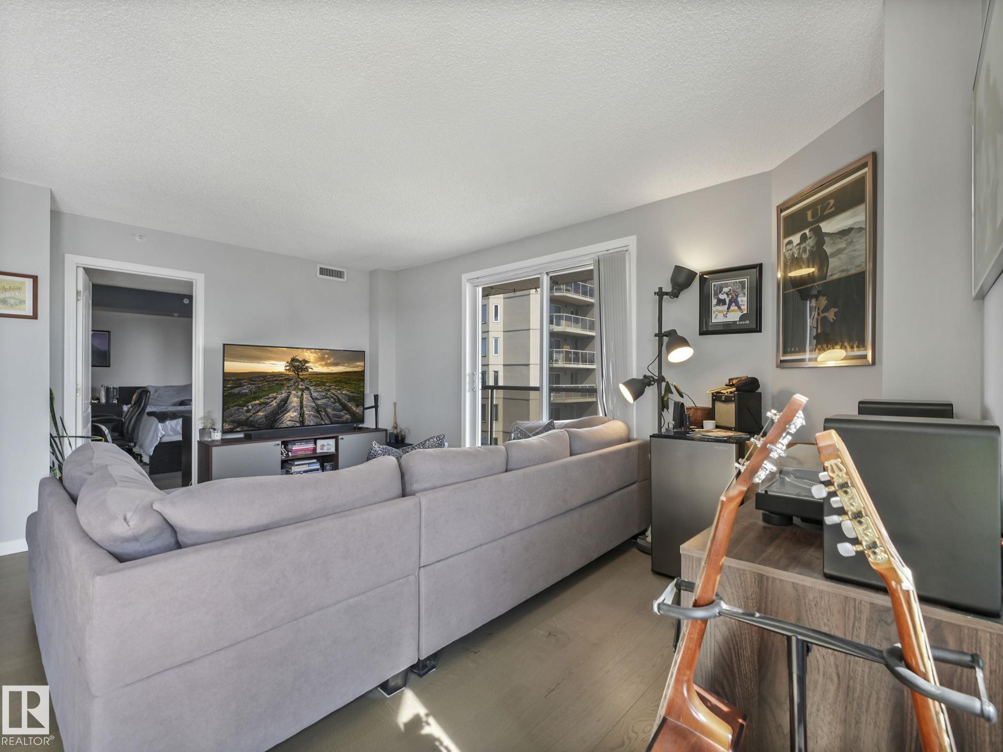 Photo 23 at 1404 - 10909 103 Avenue NW, Downtown, Edmonton