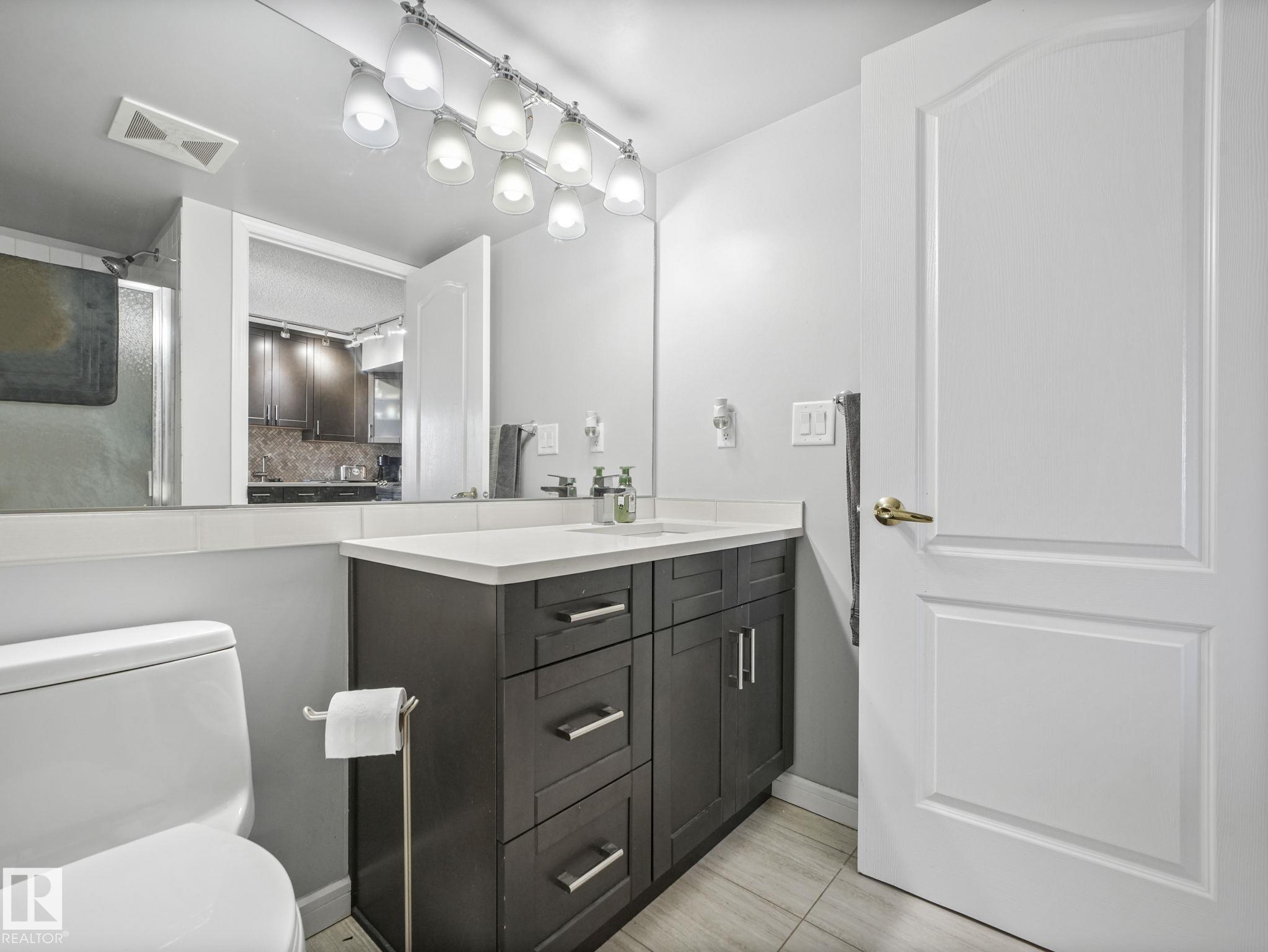 Photo 29 at 1404 - 10909 103 Avenue NW, Downtown, Edmonton