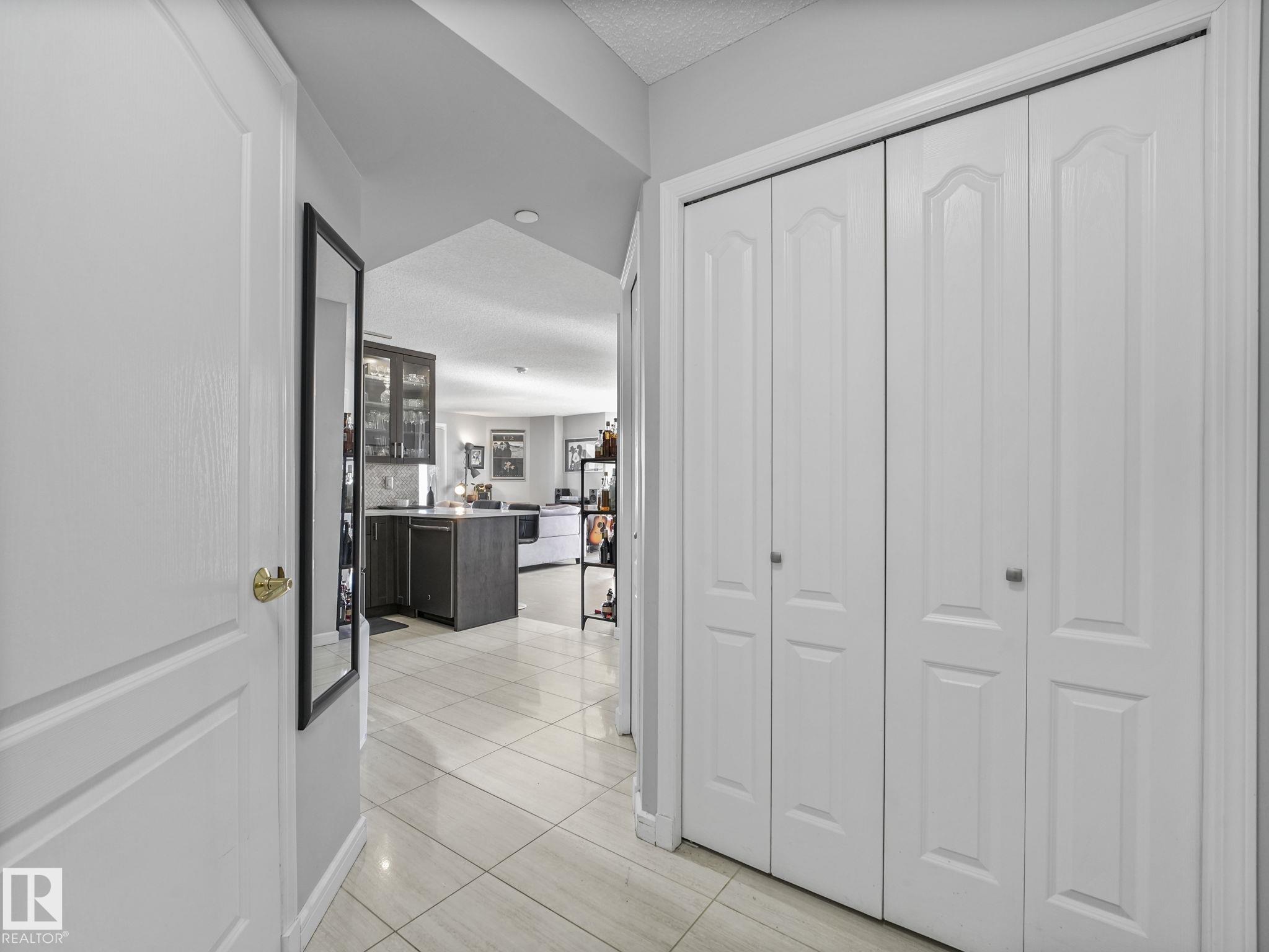 Photo 5 at 1404 - 10909 103 Avenue NW, Downtown, Edmonton