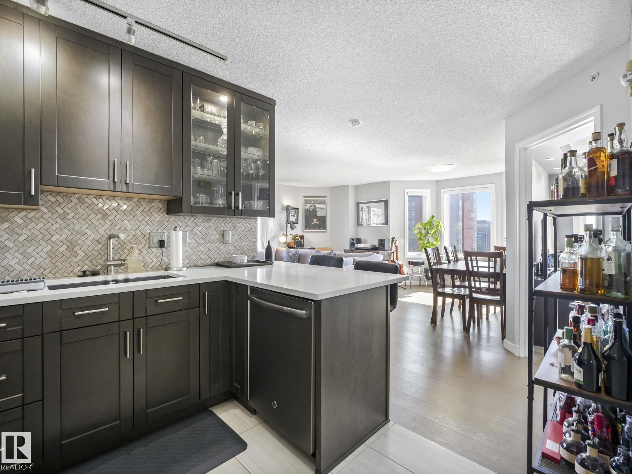 Photo 9 at 1404 - 10909 103 Avenue NW, Downtown, Edmonton