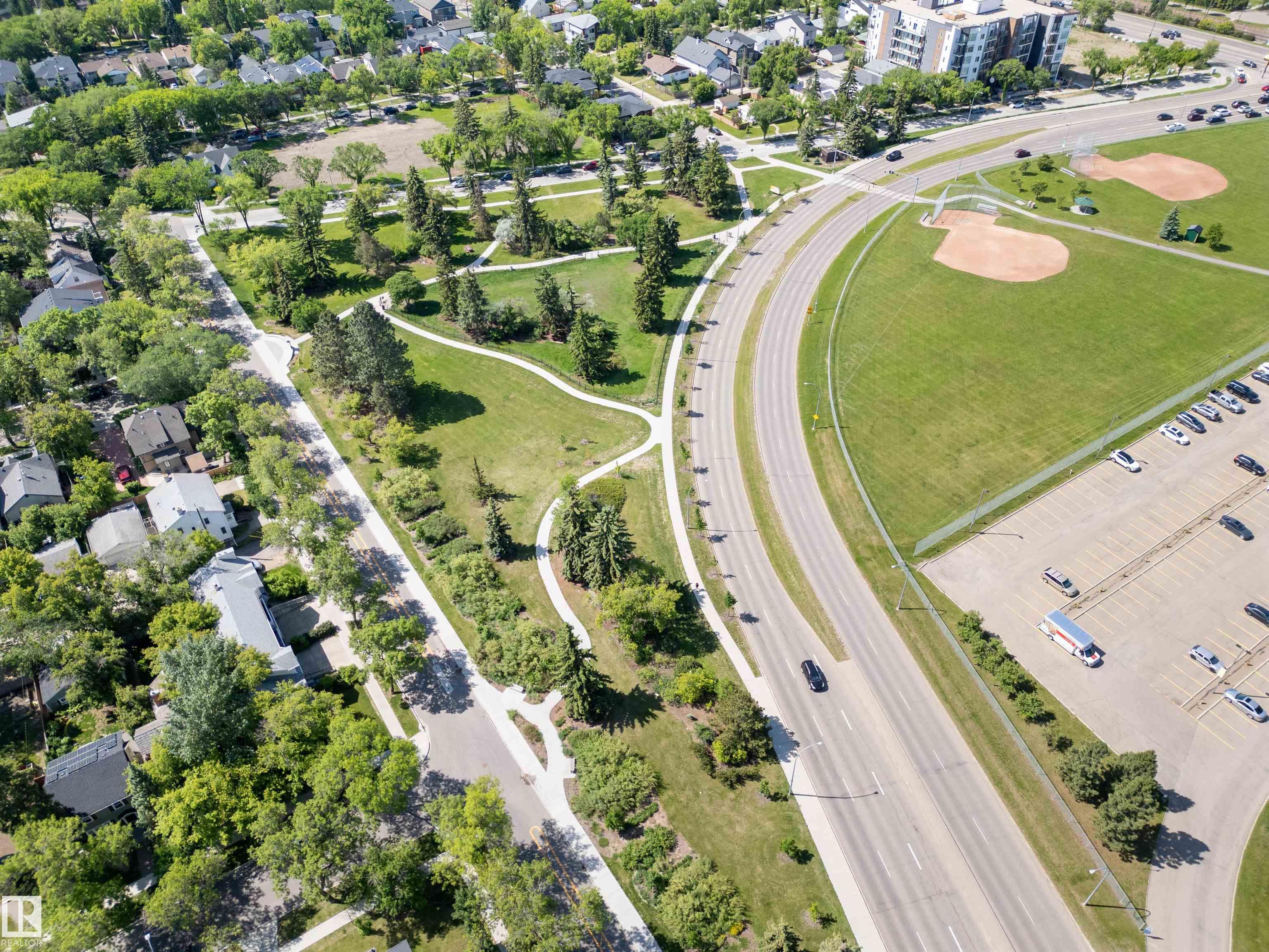Photo 33 at 305 - 11111 82 Avenue NW, Garneau, Edmonton