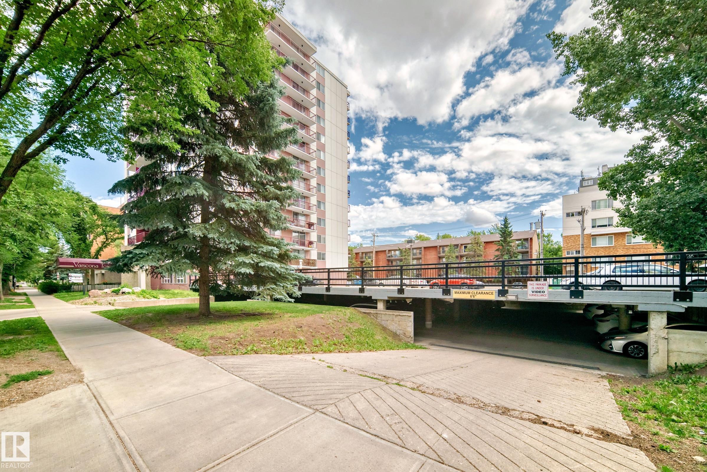 Photo 42 at 401 - 11007 83 Avenue NW, Garneau, Edmonton