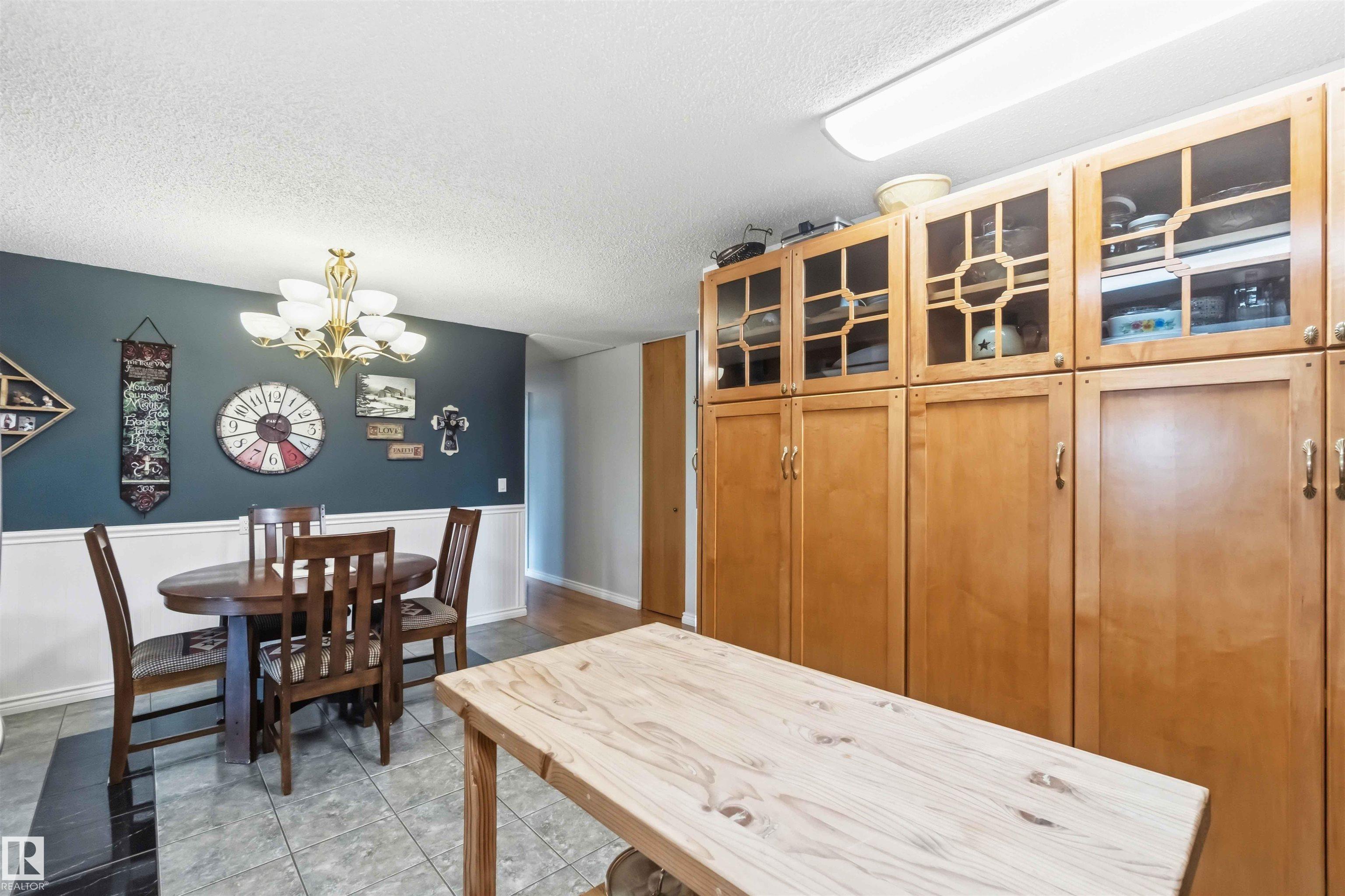 Photo 12 at 253 - 22112 Twp Road 531, Horton Place, Rural Strathcona County