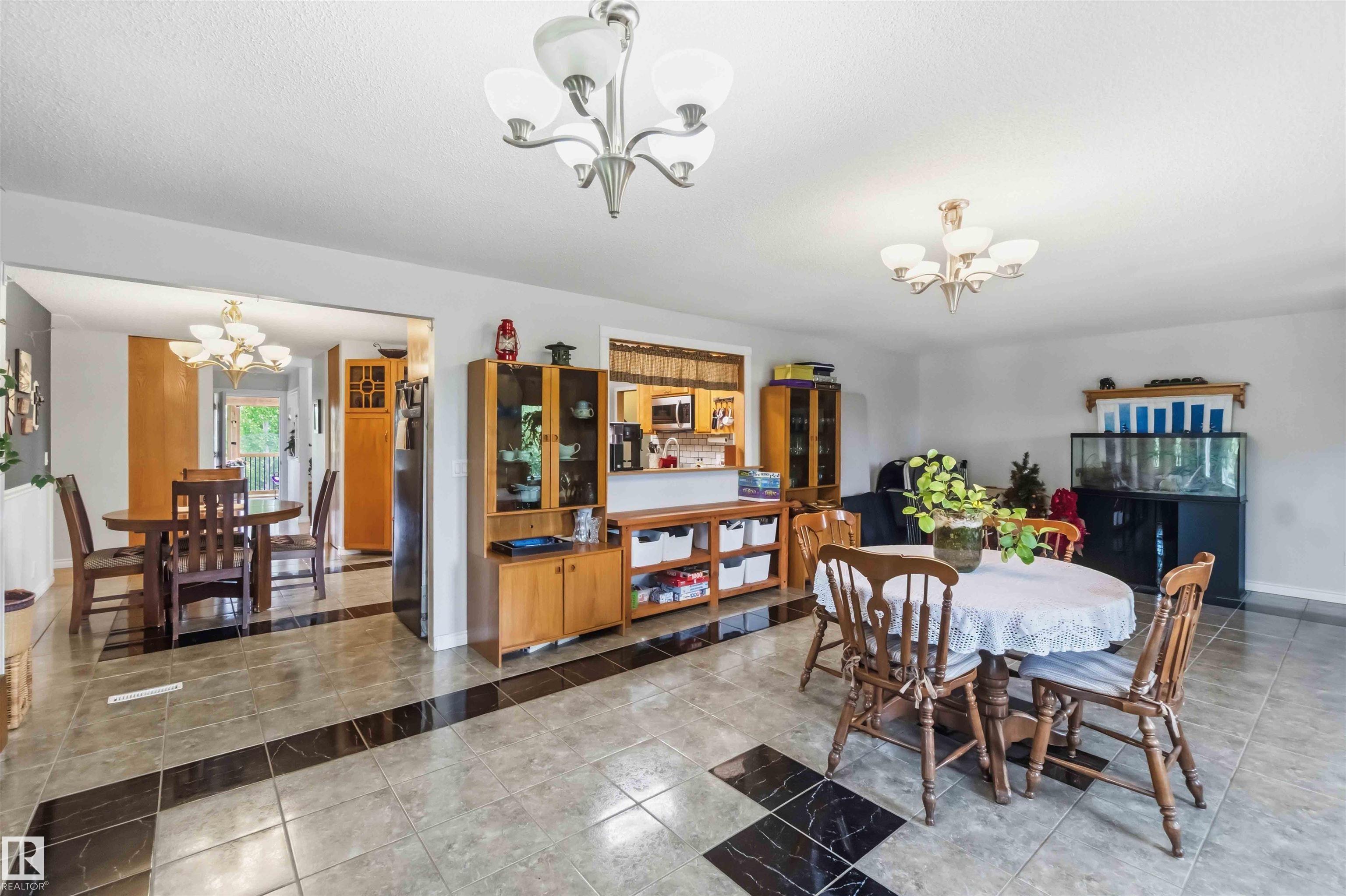 Photo 17 at 253 - 22112 Twp Road 531, Horton Place, Rural Strathcona County