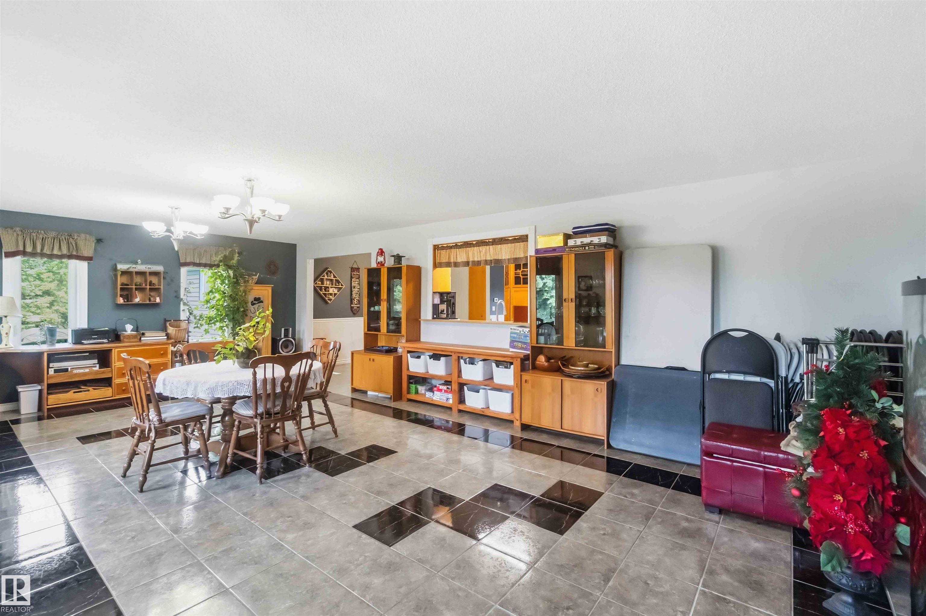 Photo 19 at 253 - 22112 Twp Road 531, Horton Place, Rural Strathcona County