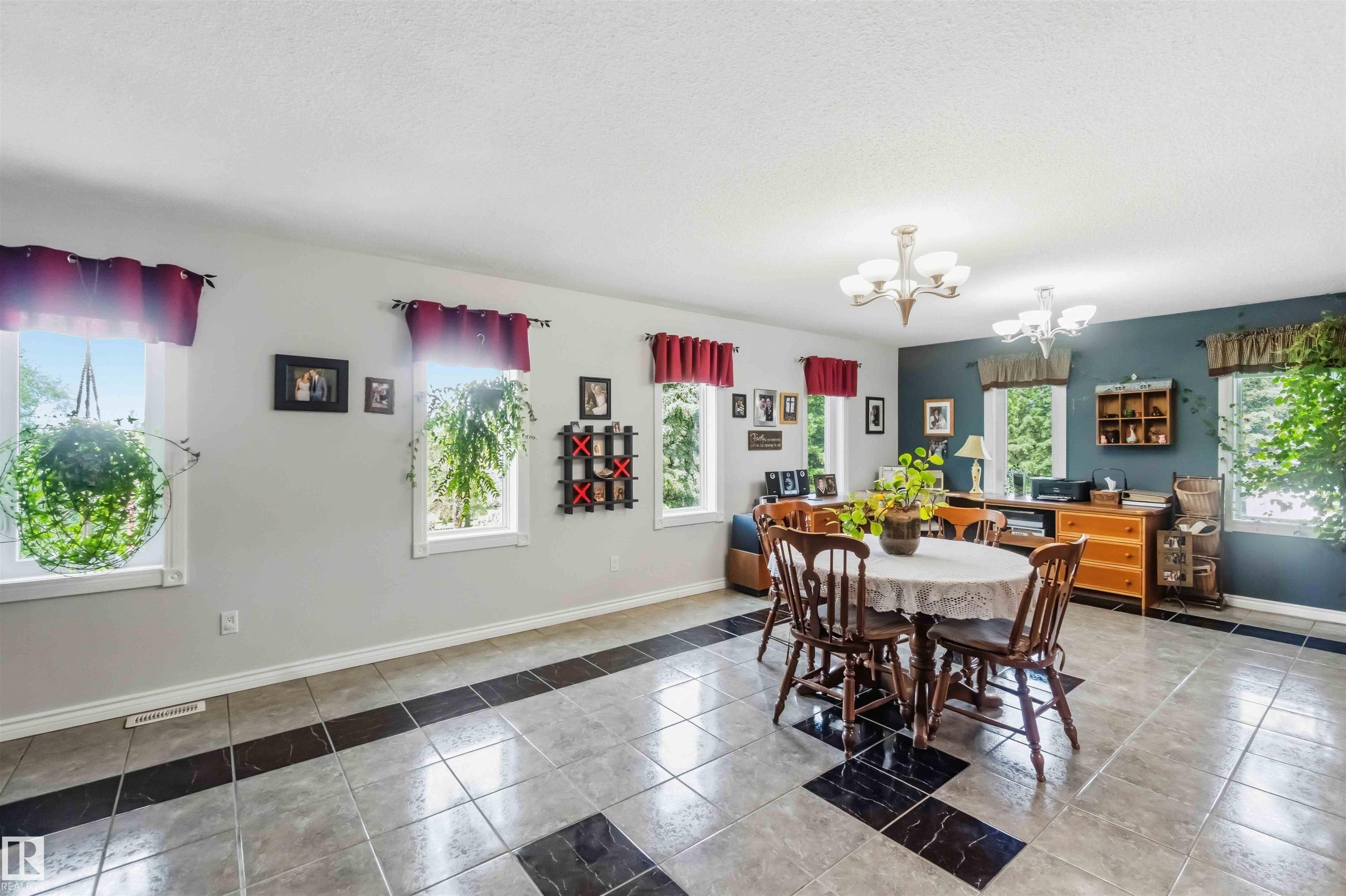 Photo 20 at 253 - 22112 Twp Road 531, Horton Place, Rural Strathcona County