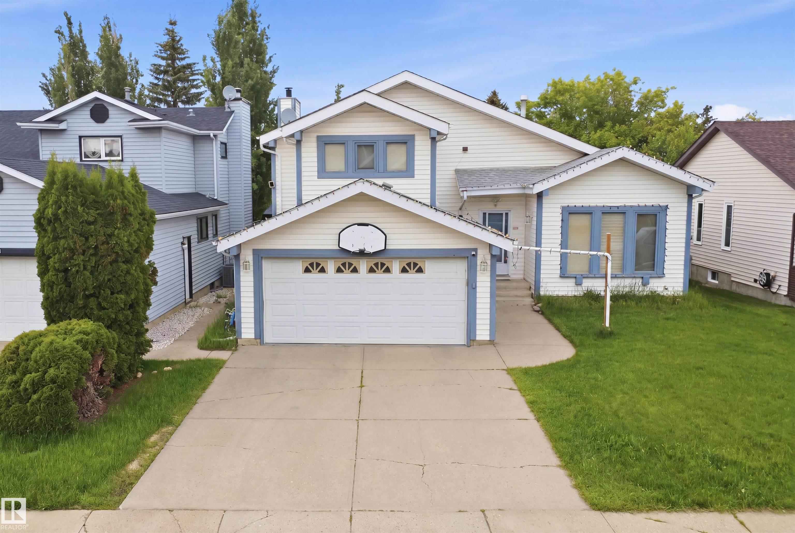 3220 42a Avenue NW, Larkspur, Edmonton