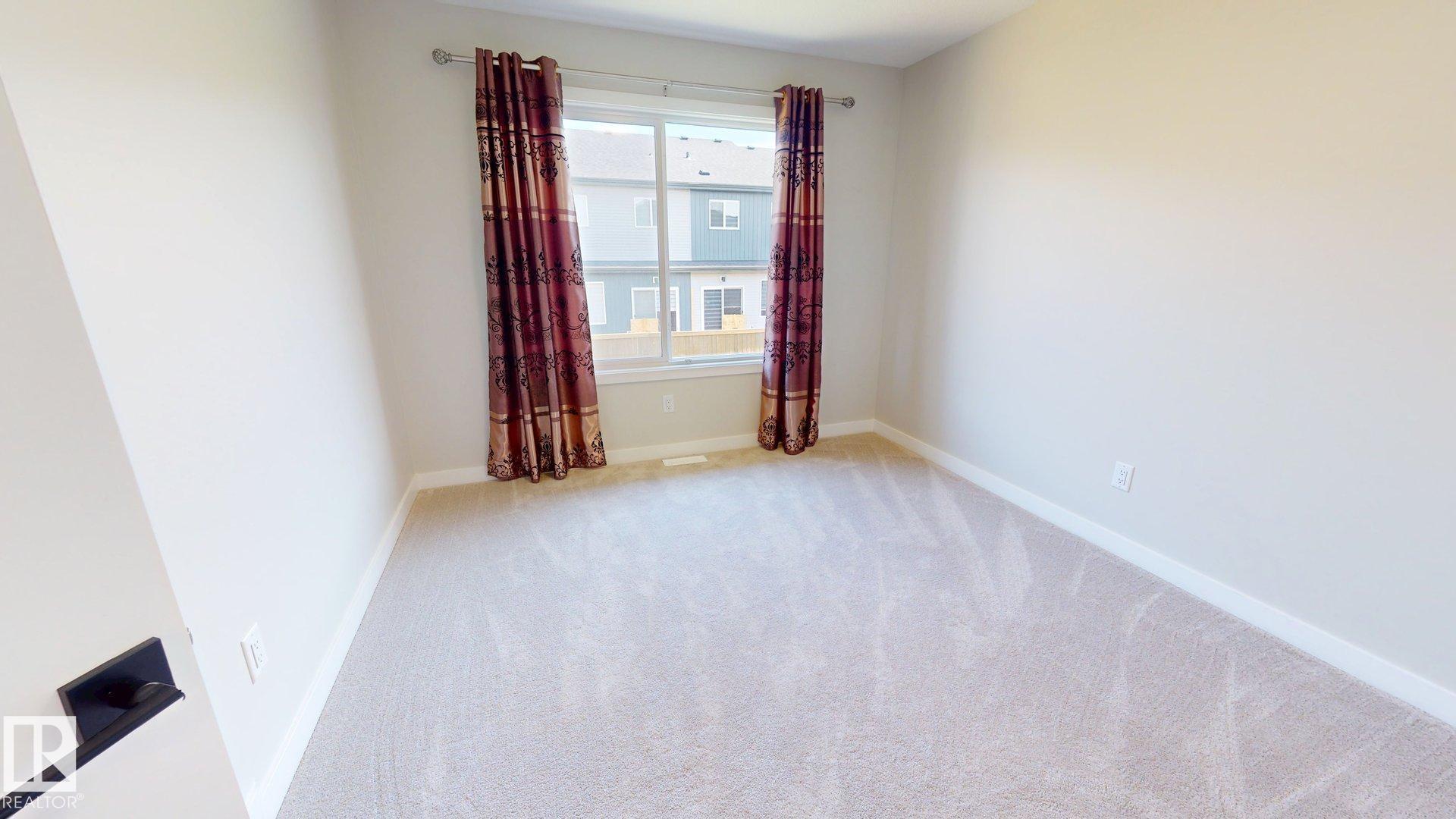 Photo 13 at 6404 27 Avenue SW, Mattson, Edmonton