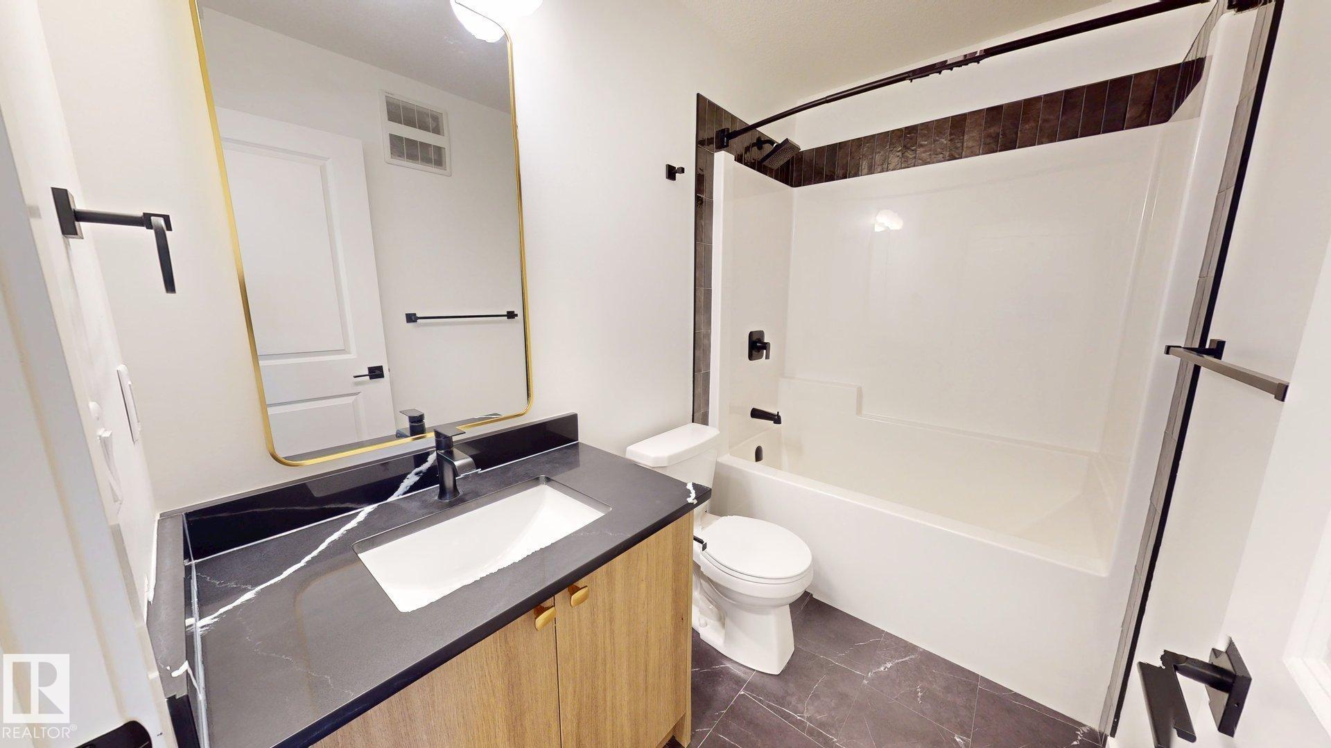 Photo 15 at 6404 27 Avenue SW, Mattson, Edmonton