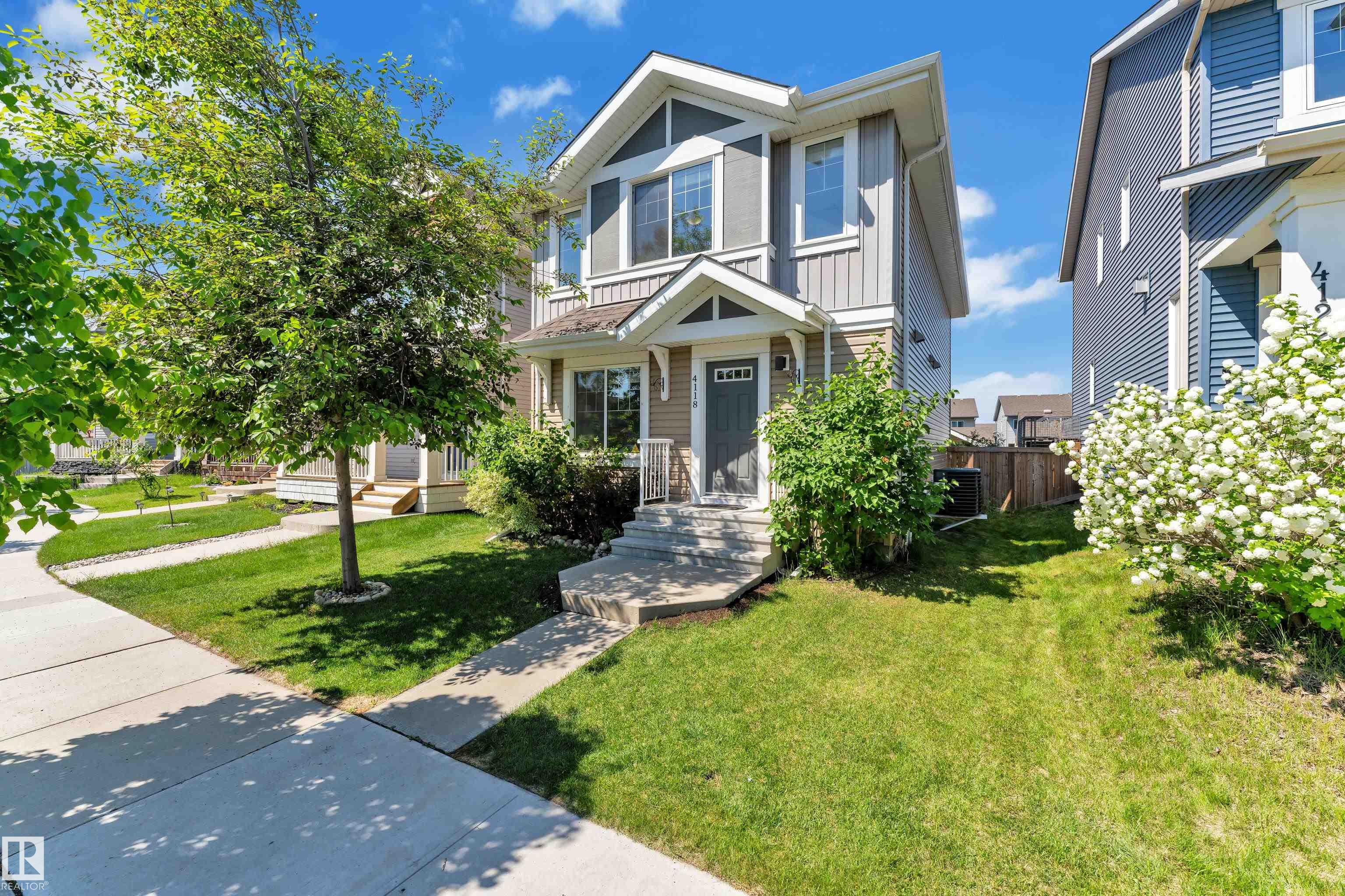 Photo 2 at 4118 6a Street NW, Maple Crest, Edmonton