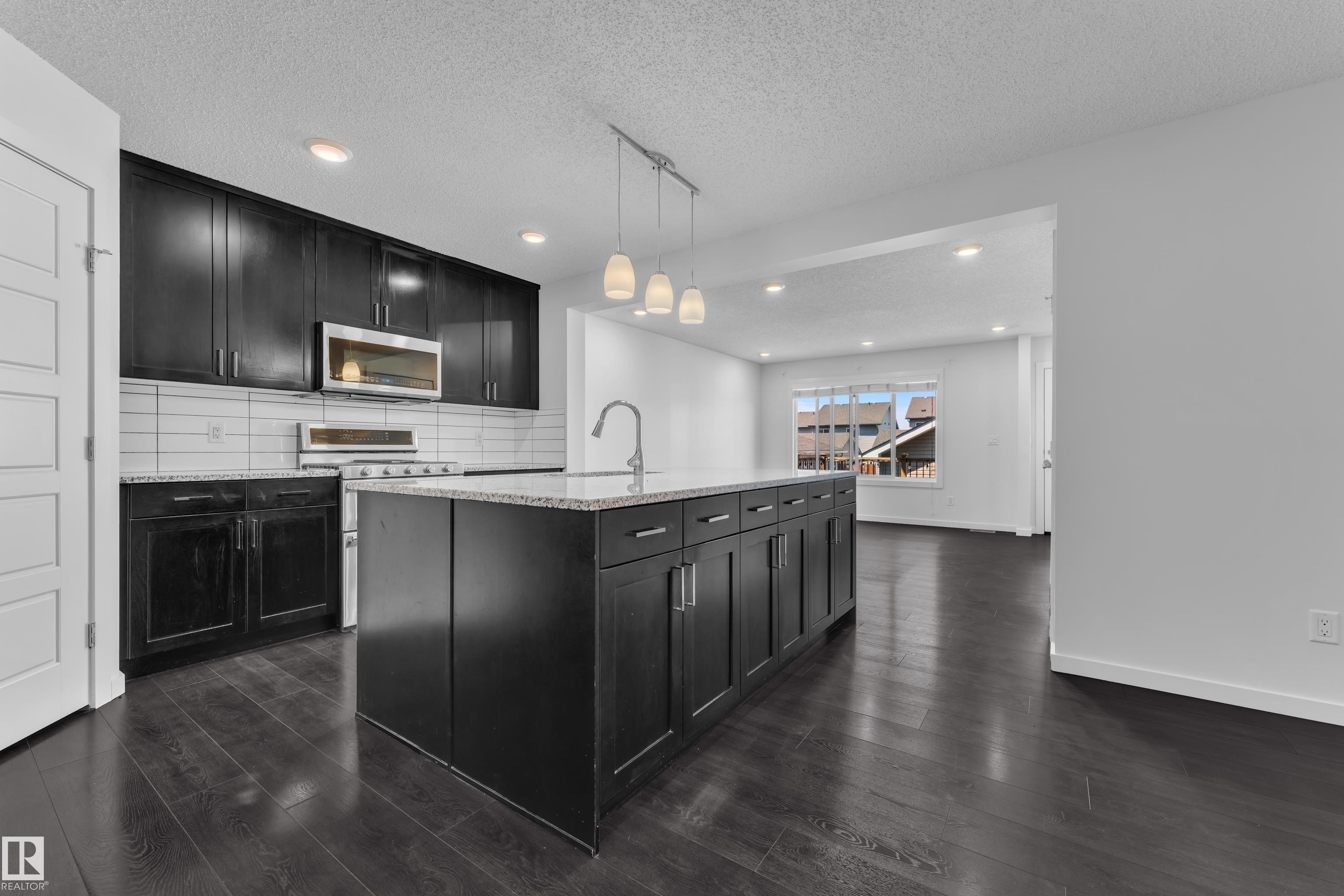 Photo 17 at 4118 6a Street NW, Maple Crest, Edmonton