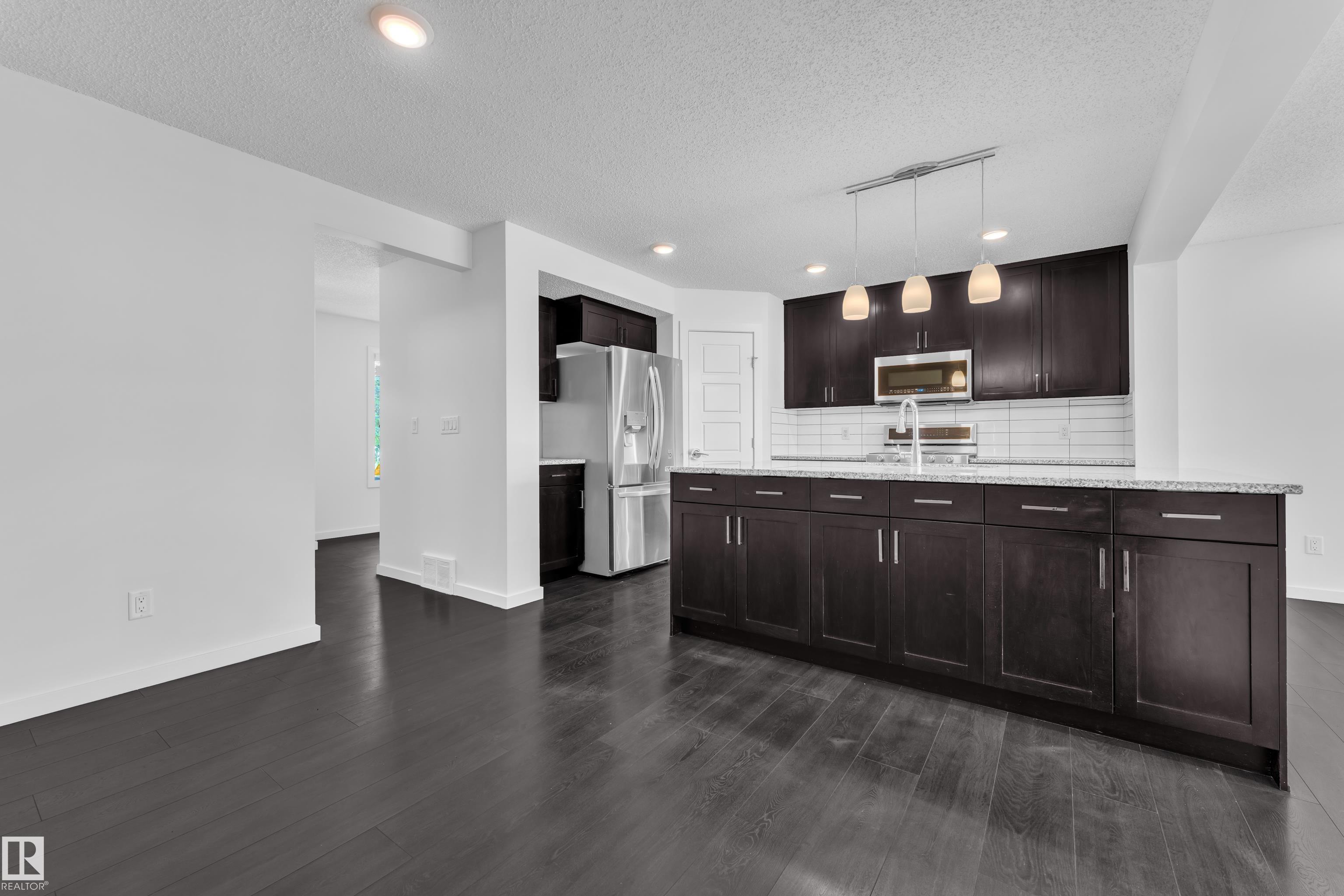 Photo 19 at 4118 6a Street NW, Maple Crest, Edmonton