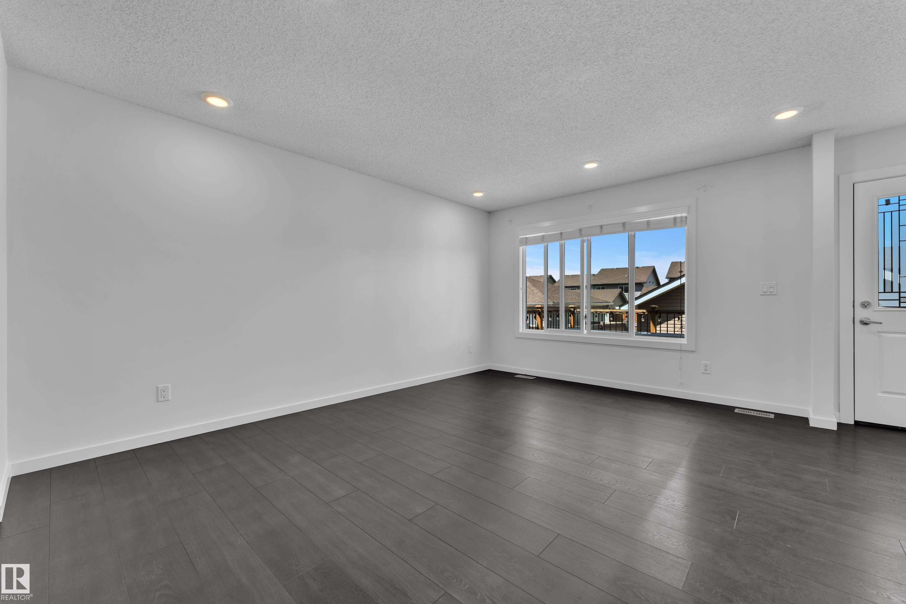 Photo 21 at 4118 6a Street NW, Maple Crest, Edmonton