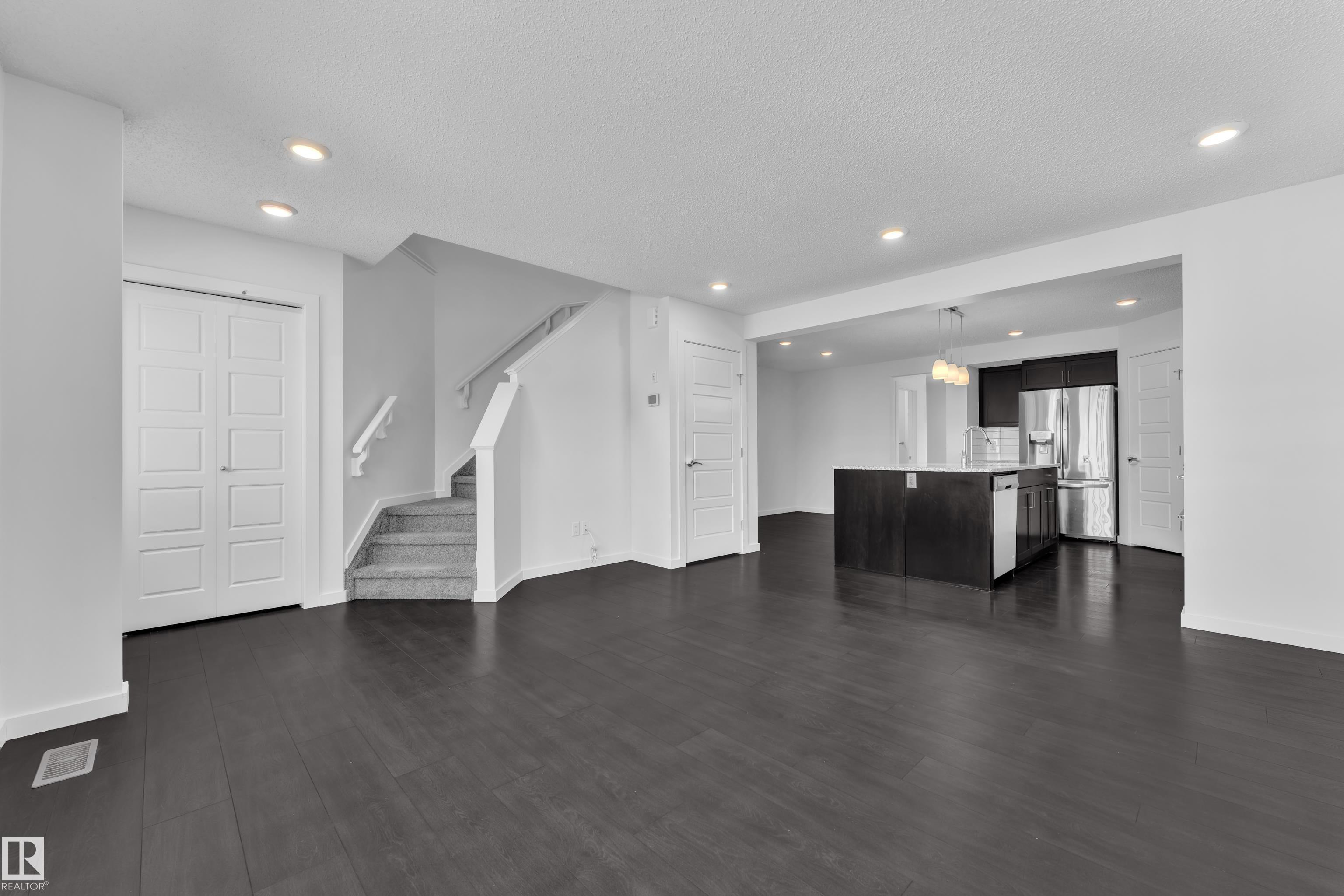 Photo 22 at 4118 6a Street NW, Maple Crest, Edmonton