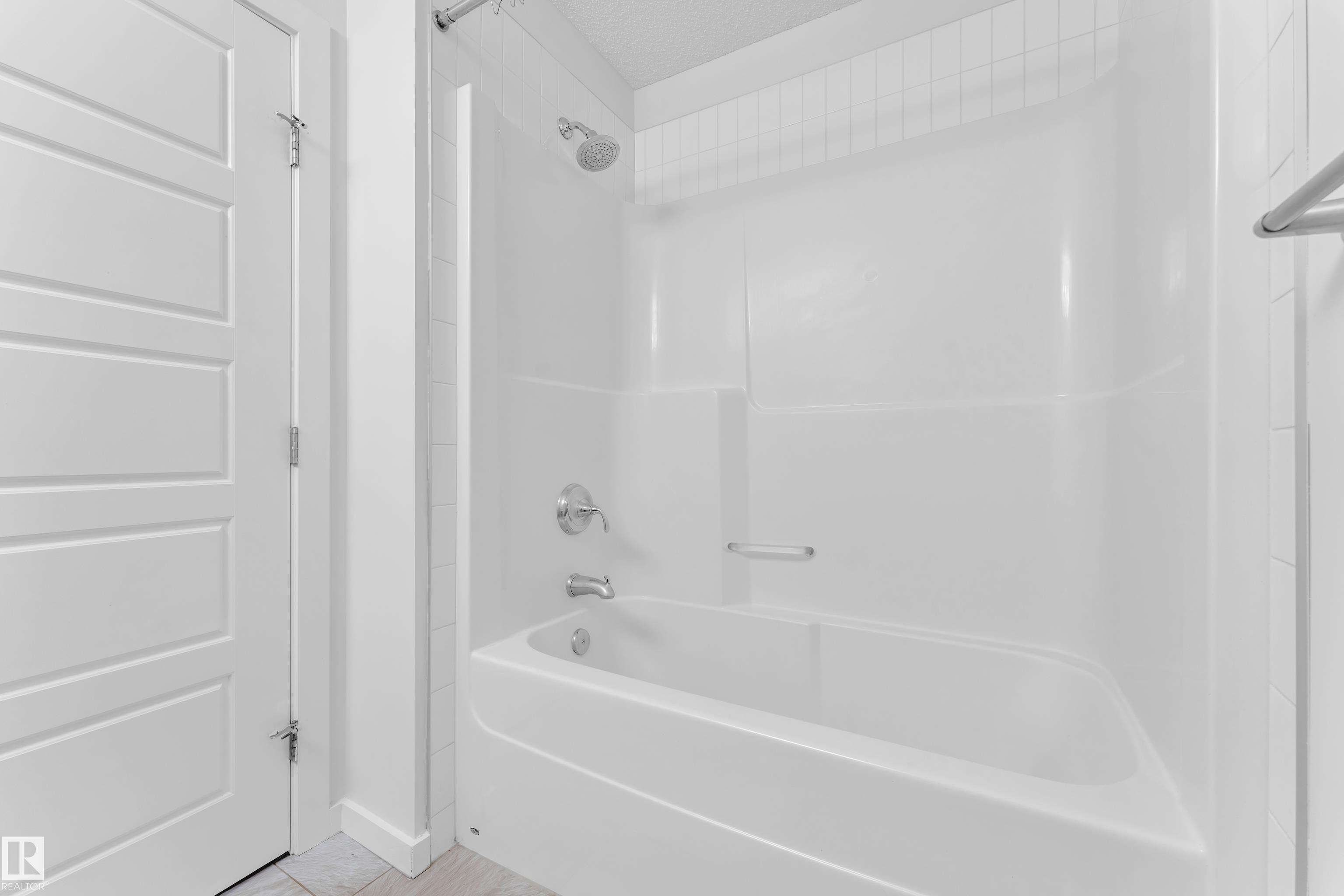 Photo 28 at 4118 6a Street NW, Maple Crest, Edmonton
