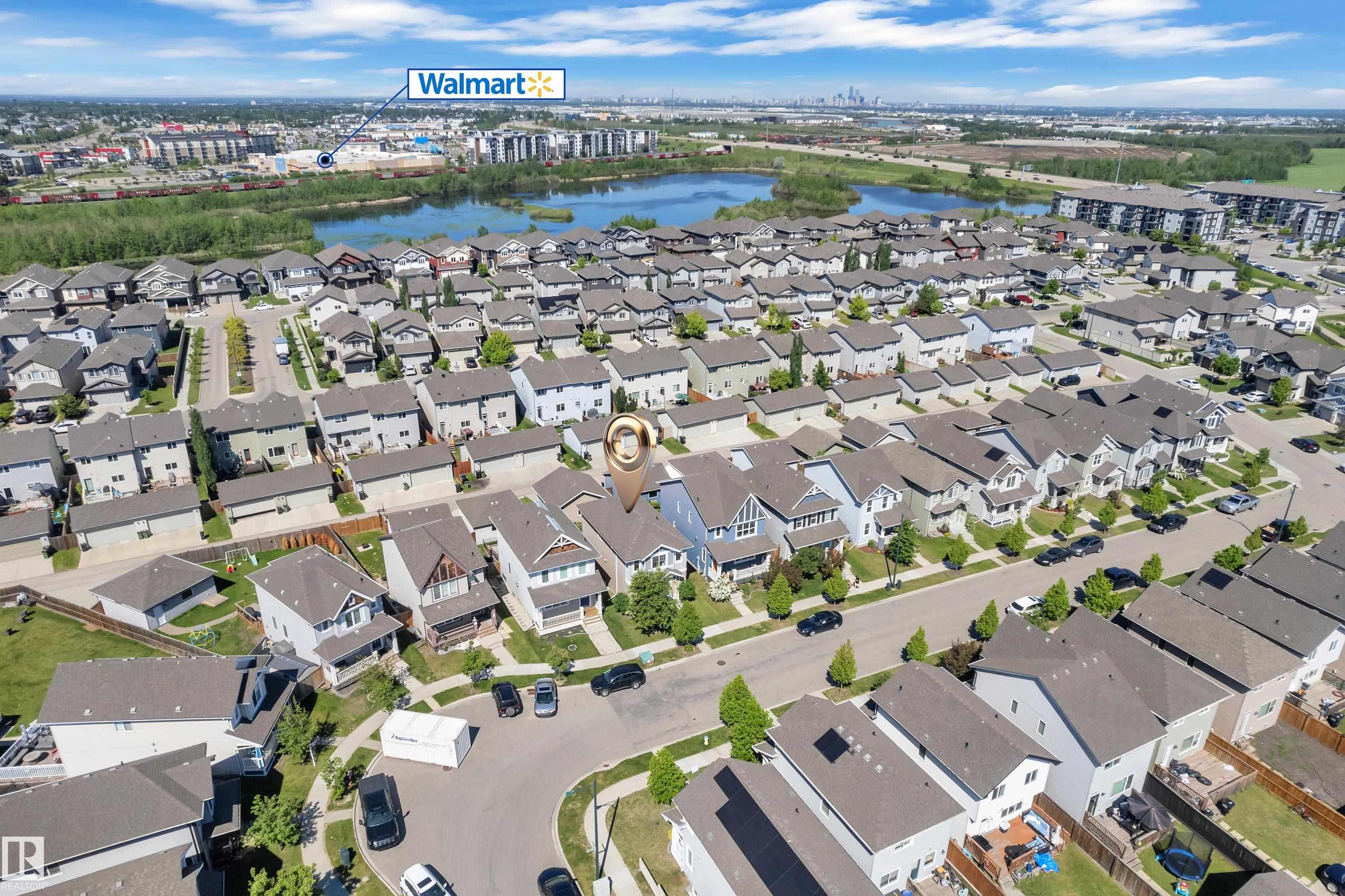 Photo 5 at 4118 6a Street NW, Maple Crest, Edmonton