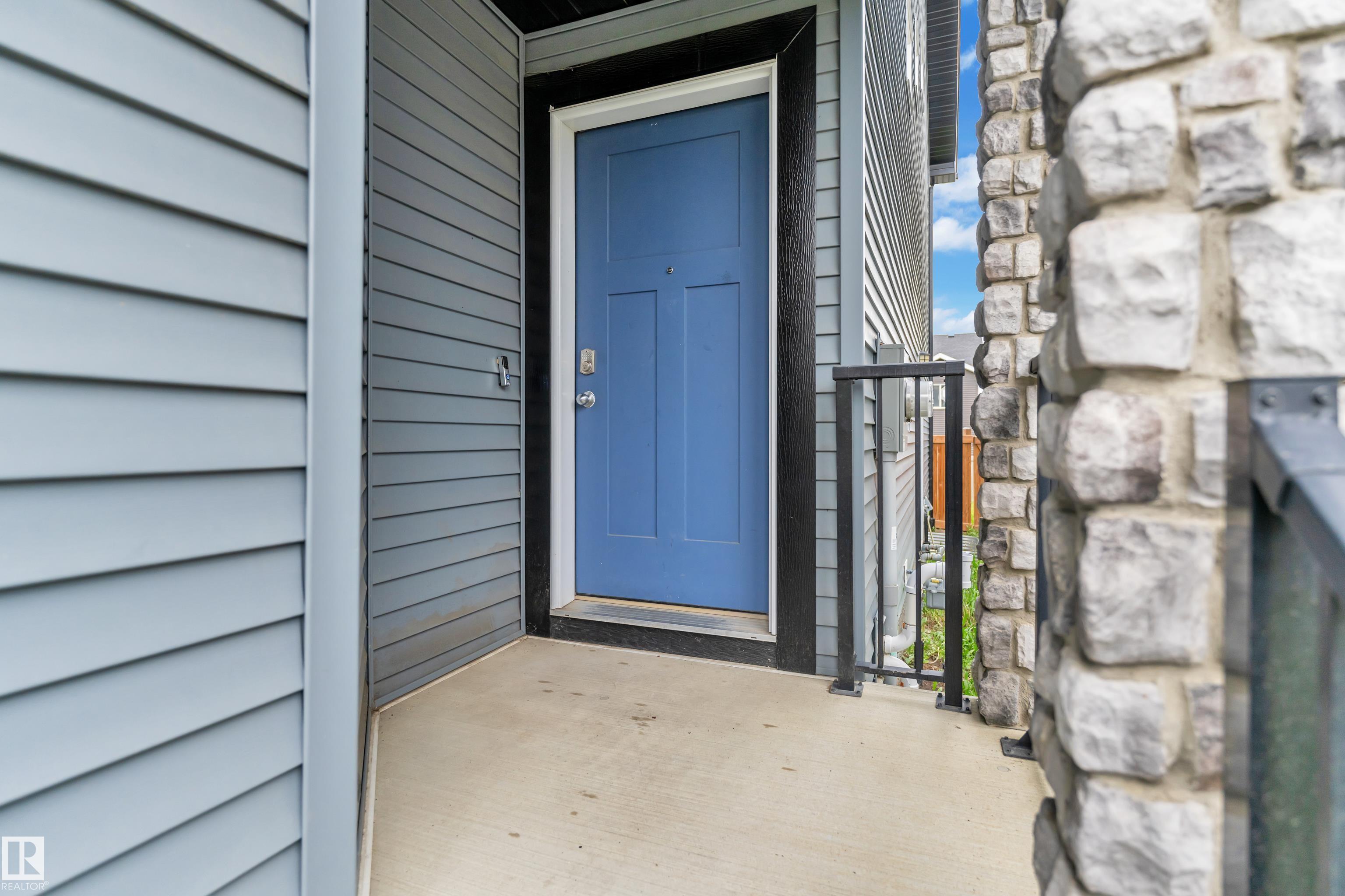 Photo 3 at 9328 Pear Link SW, The Orchards At Ellerslie, Edmonton