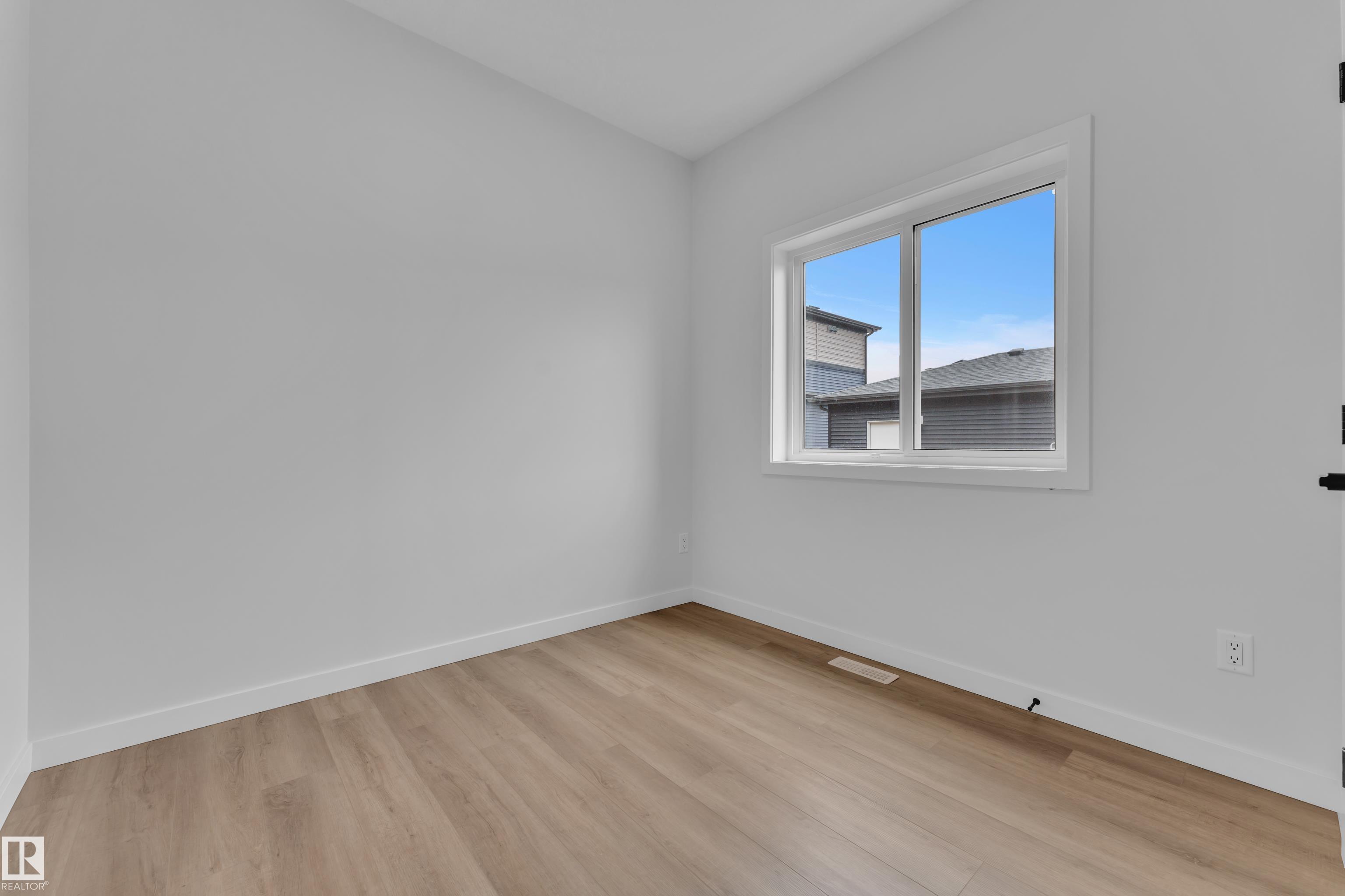 Photo 13 at 6371 King Wynd SW, Keswick, Edmonton
