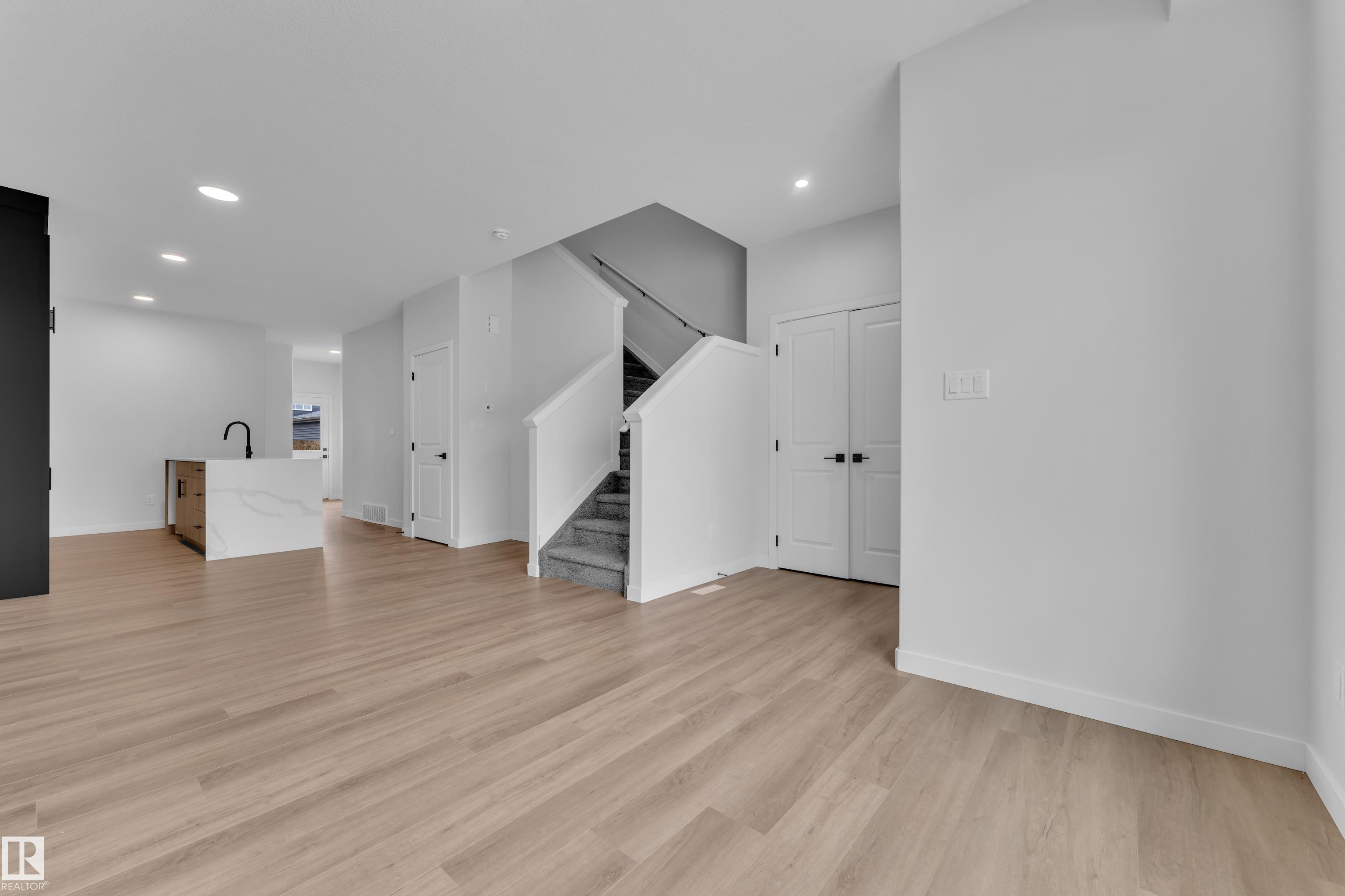 Photo 5 at 6371 King Wynd SW, Keswick, Edmonton