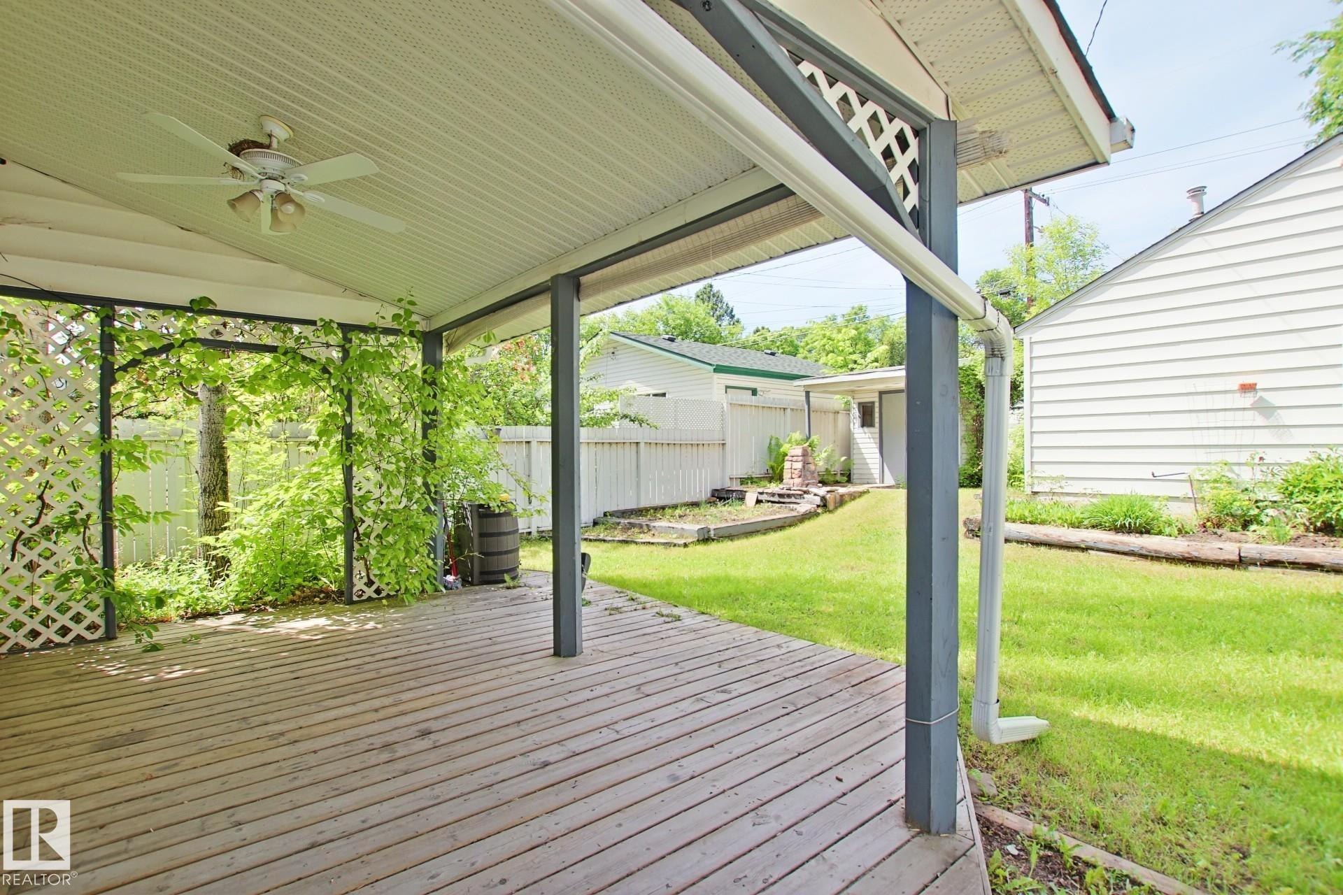 Photo 32 at 11242 56 Street NW, Highlands, Edmonton