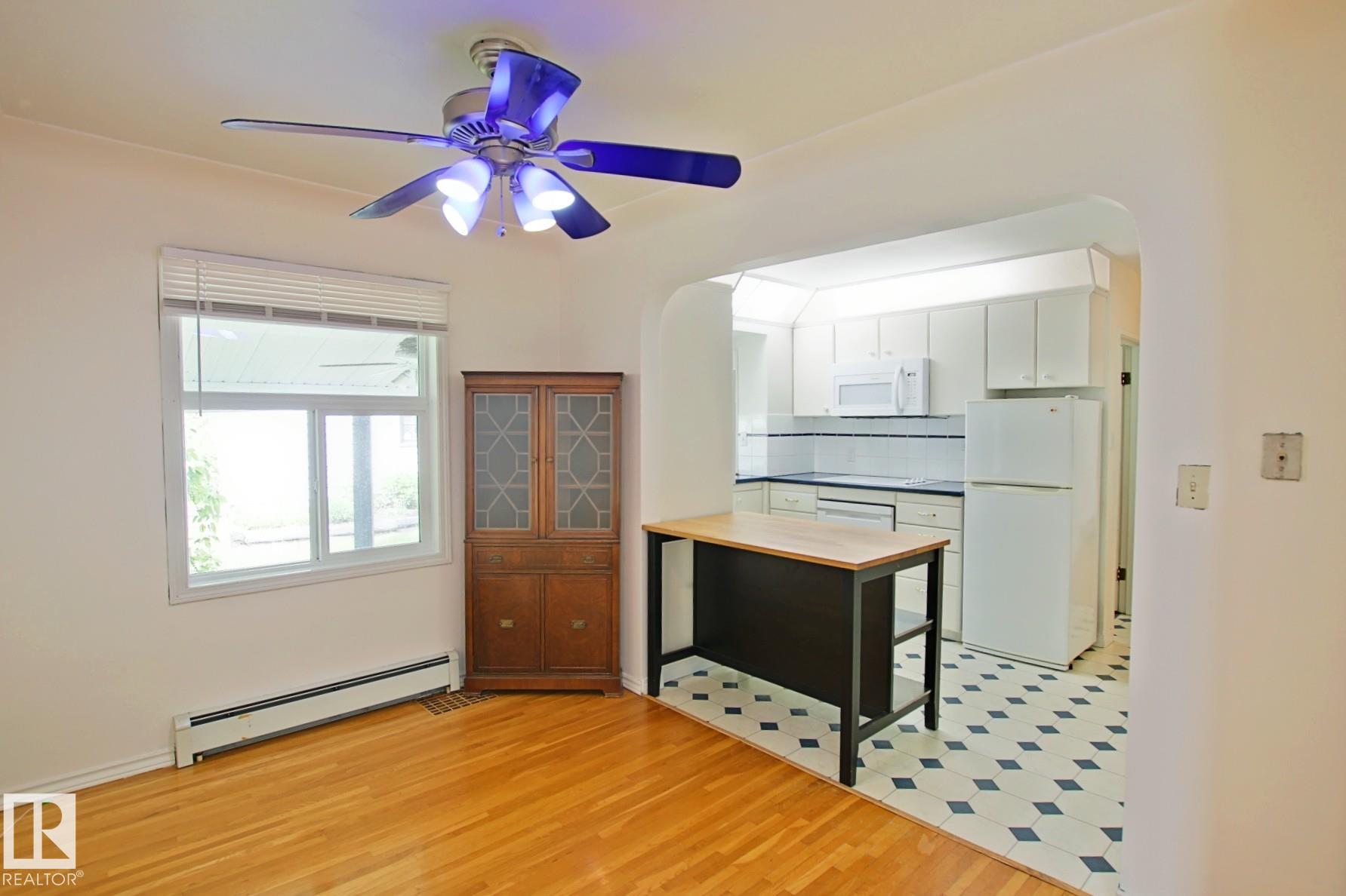 Photo 5 at 11242 56 Street NW, Highlands, Edmonton