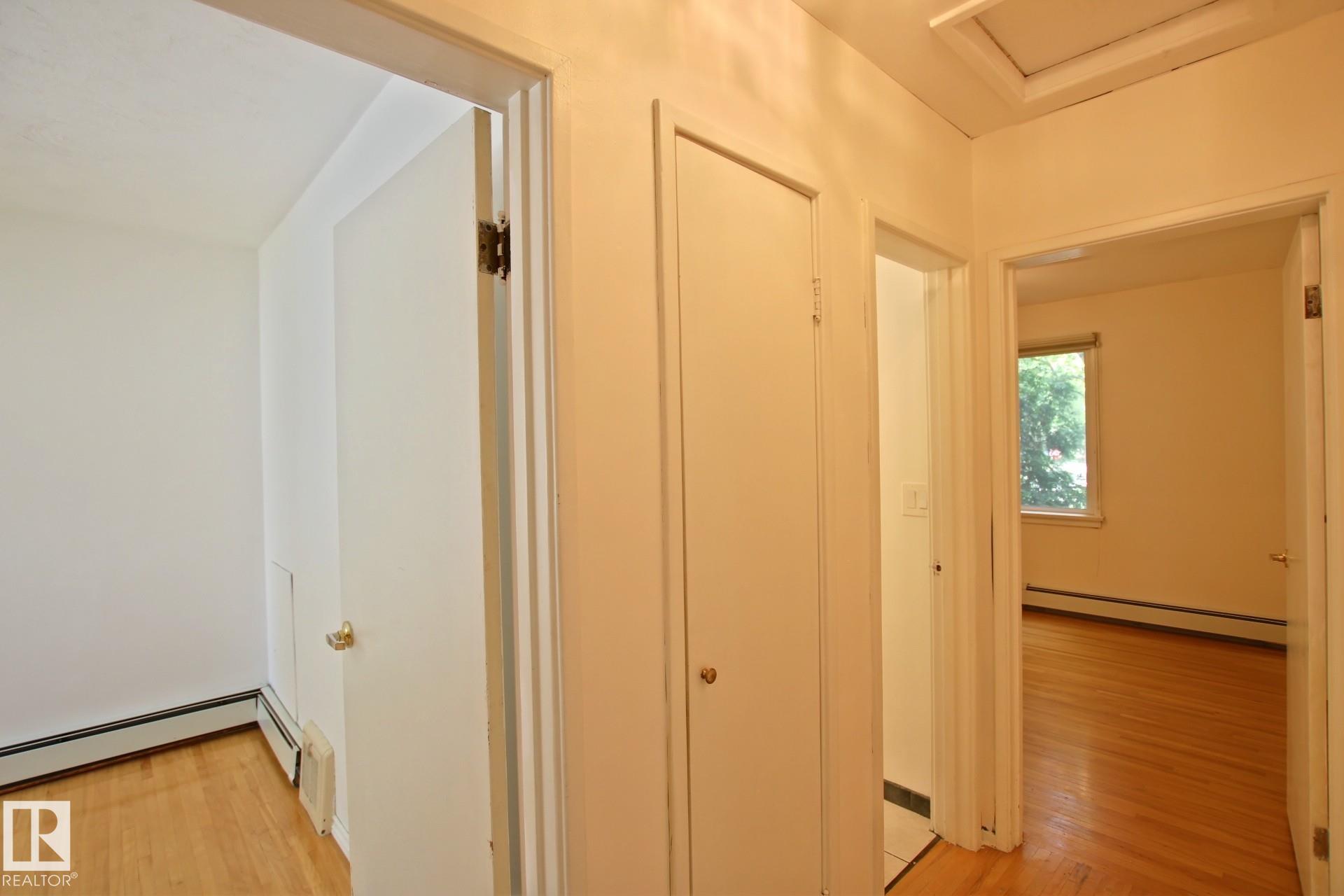 Photo 9 at 11242 56 Street NW, Highlands, Edmonton