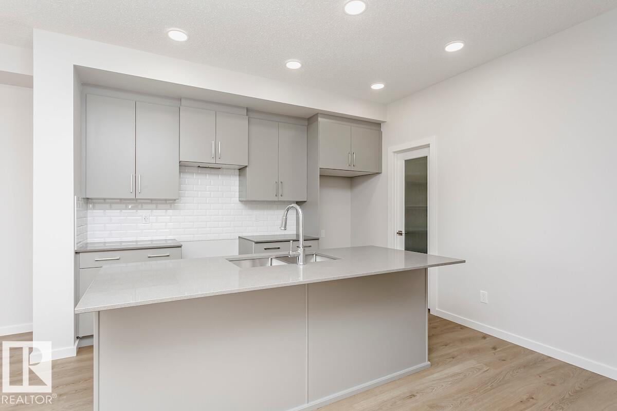Photo 2 at 2851 64 Street SW, Mattson, Edmonton