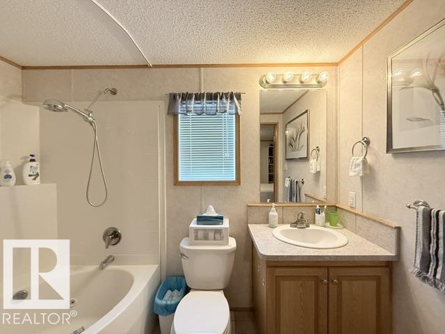 https://zimg.paragon.ice.com/ParagonImages/Property/PM/RAE/225406825/11/0/0/e504bc5519c0bd28297bad56854d4f98/1/4f9e9e0c885147f168f376d030dc12d7/225406825-6231729c-9274-49e6-8be3-37b2c3647469.JPG