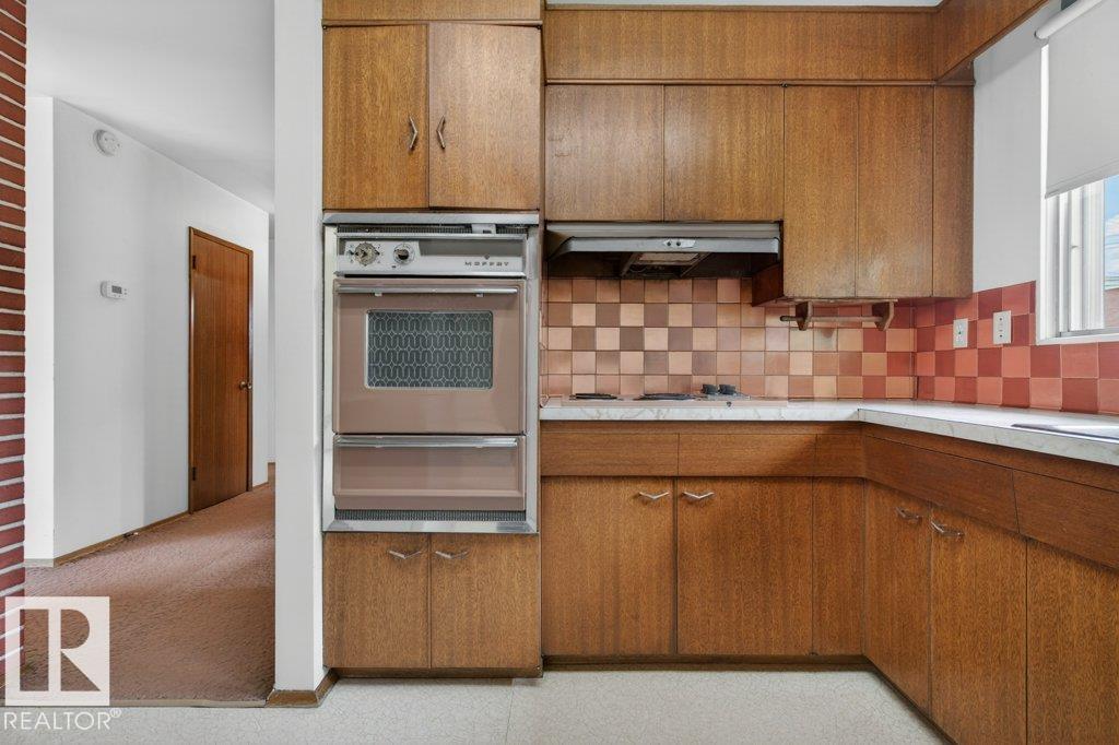 Photo 14 at 5308 105a Street NW, Pleasantview, Edmonton