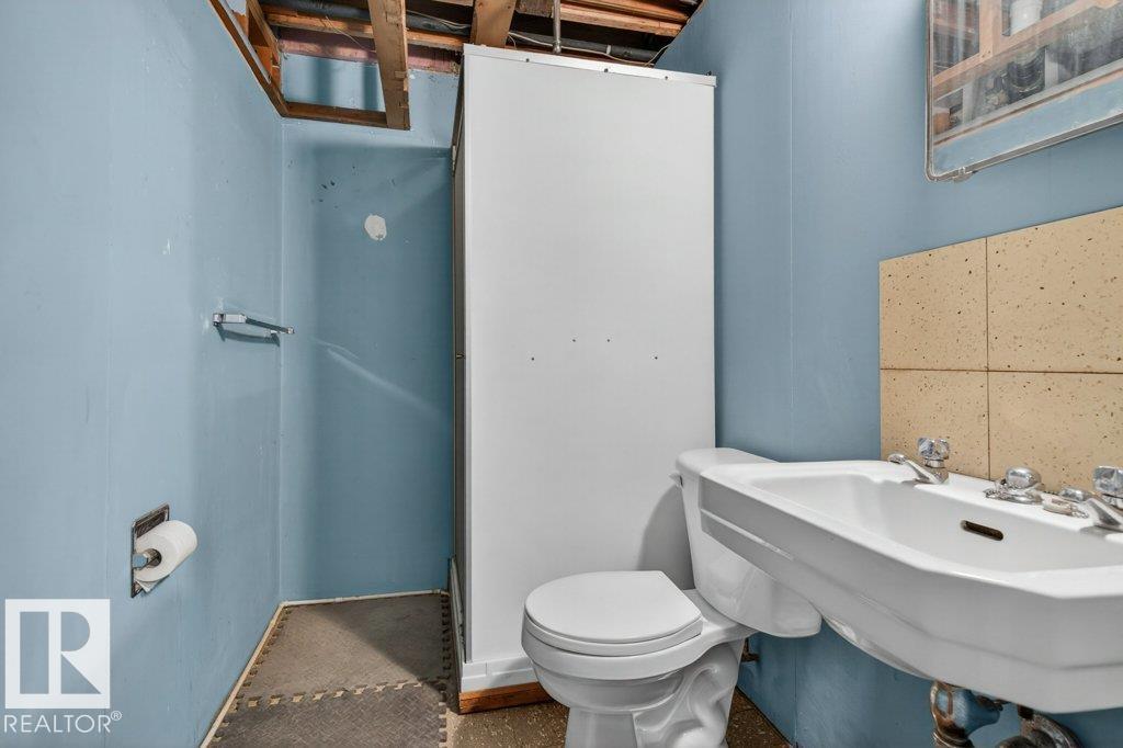 Photo 39 at 5308 105a Street NW, Pleasantview, Edmonton