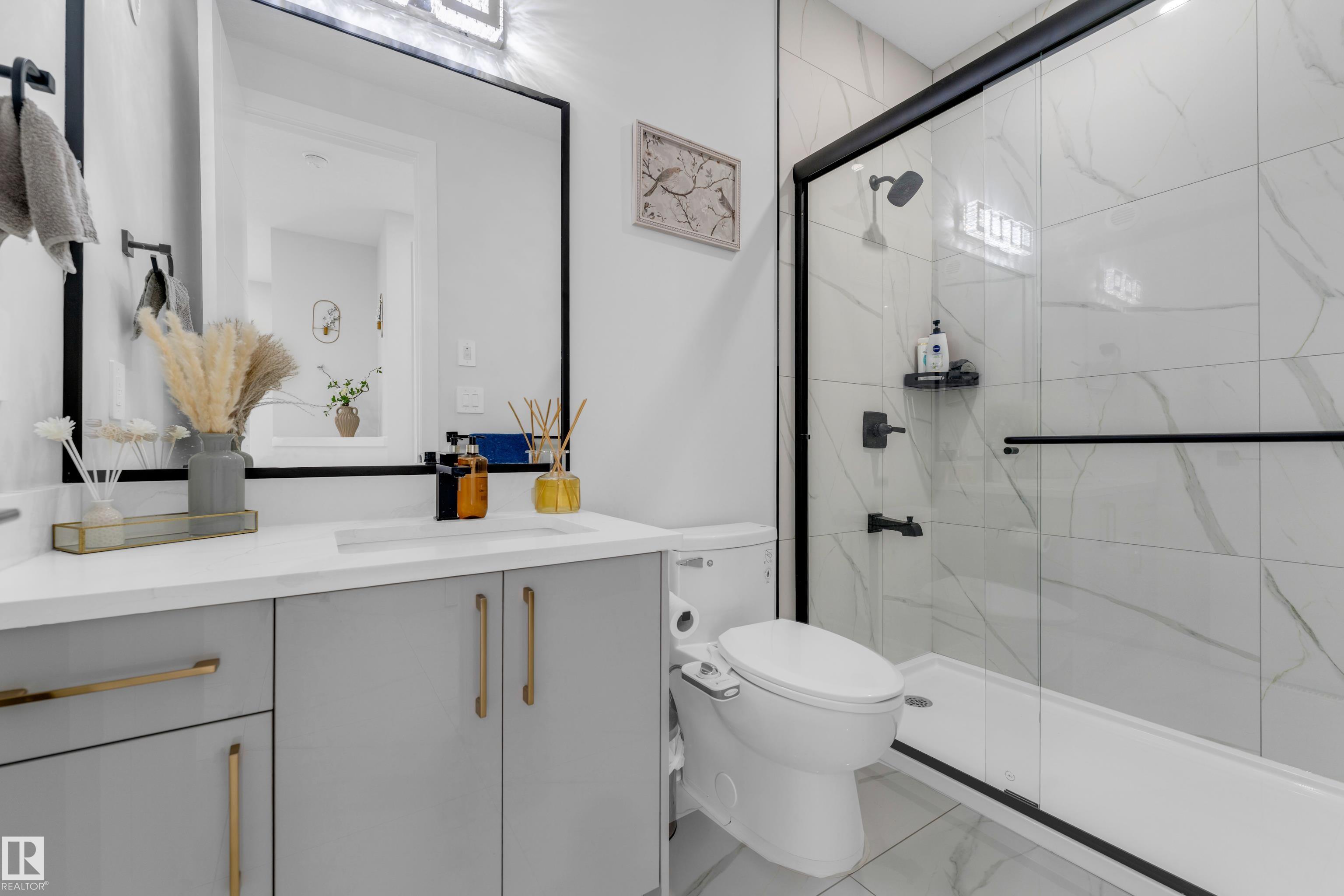 Photo 11 at 2820 1 Avenue SW, Alces, Edmonton
